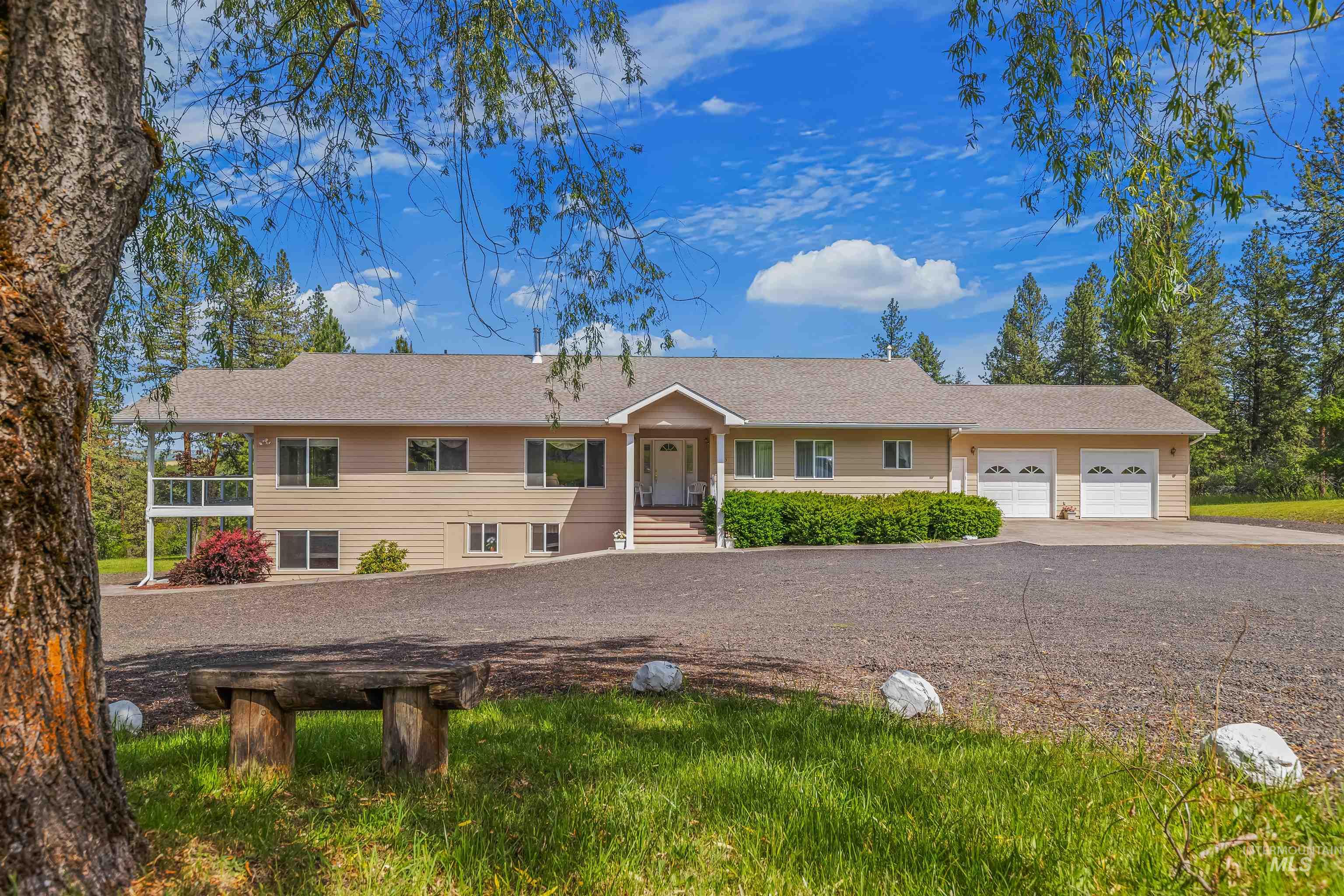 743 Wall Creek Property Photo 4