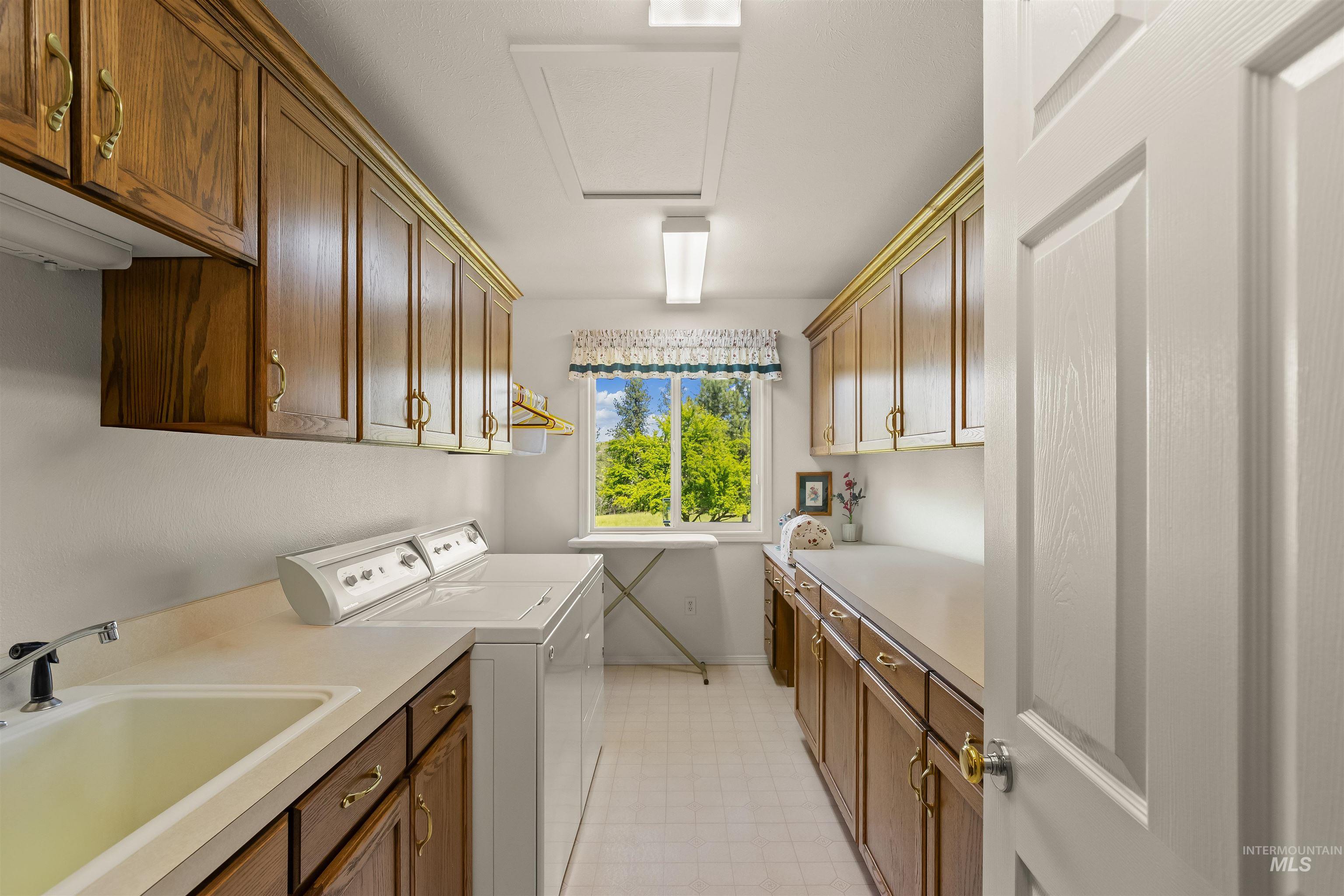 743 Wall Creek Property Photo 30