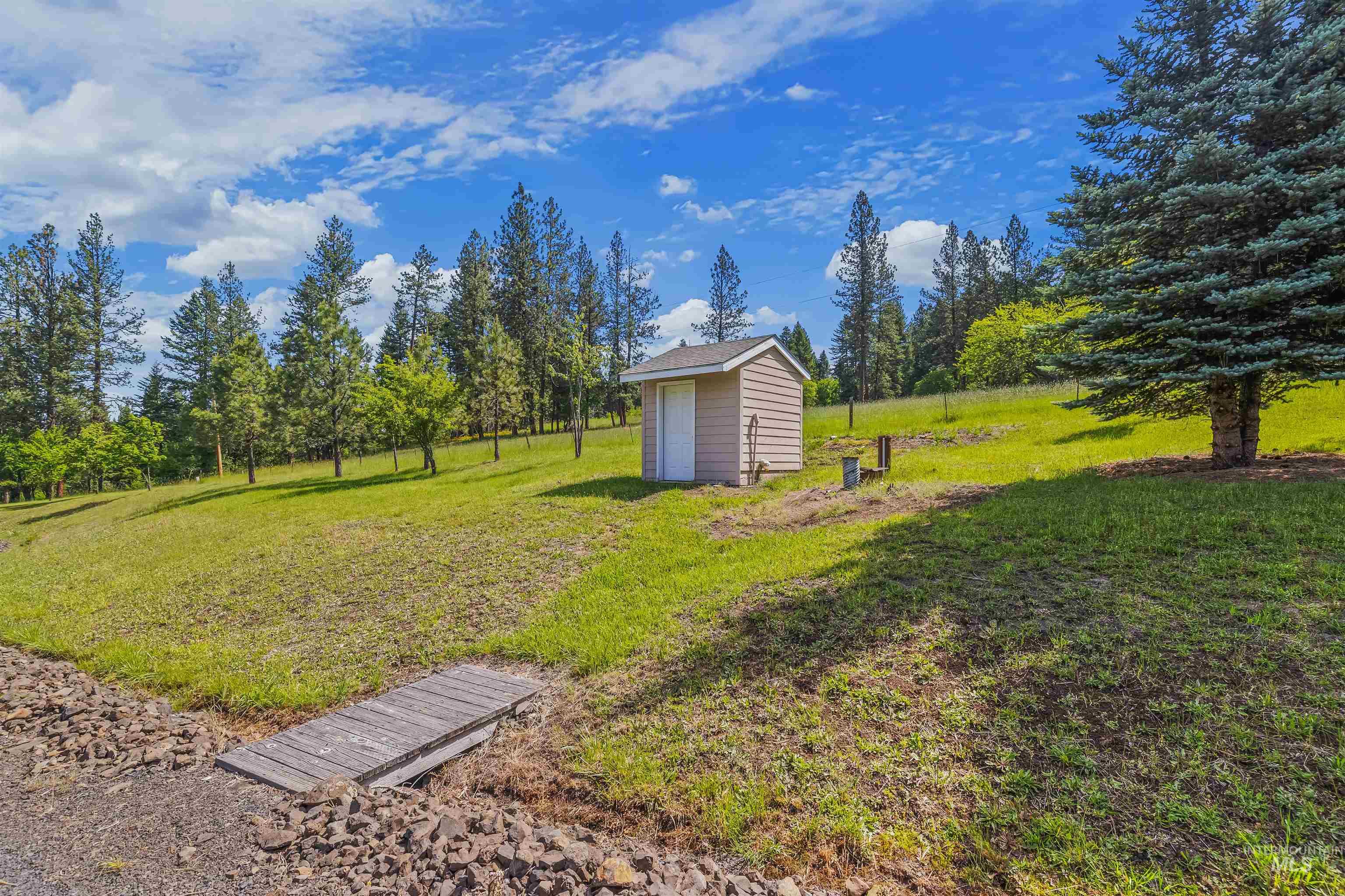 743 Wall Creek Property Photo 49