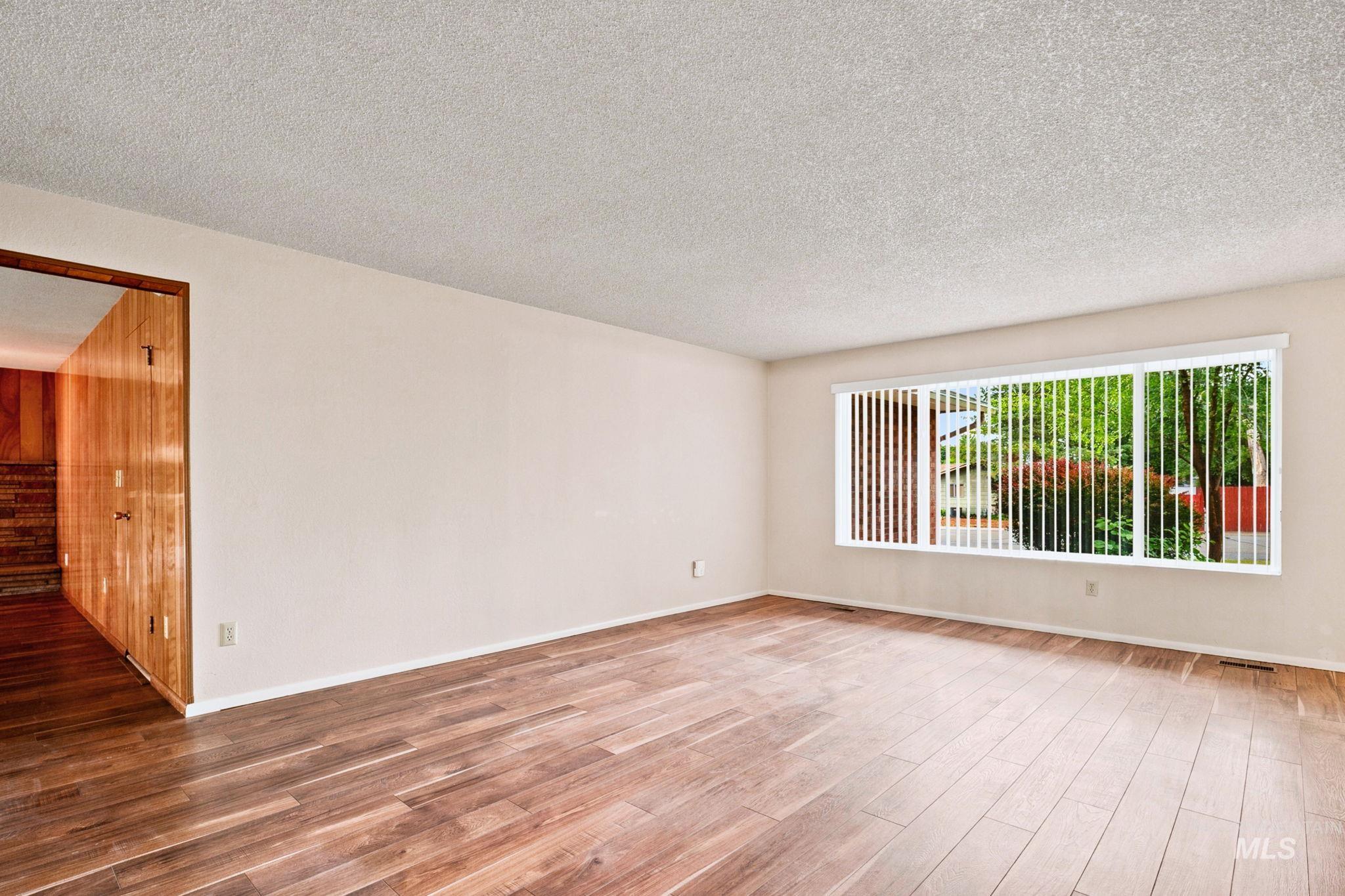 7920 W Galena Dr Property Photo 6