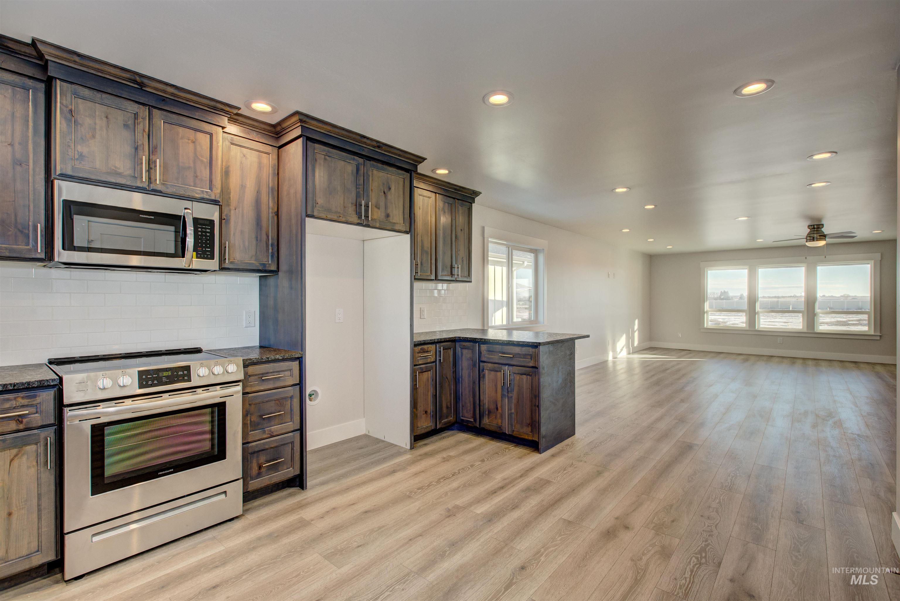 619 Cheri Court Property Photo 14