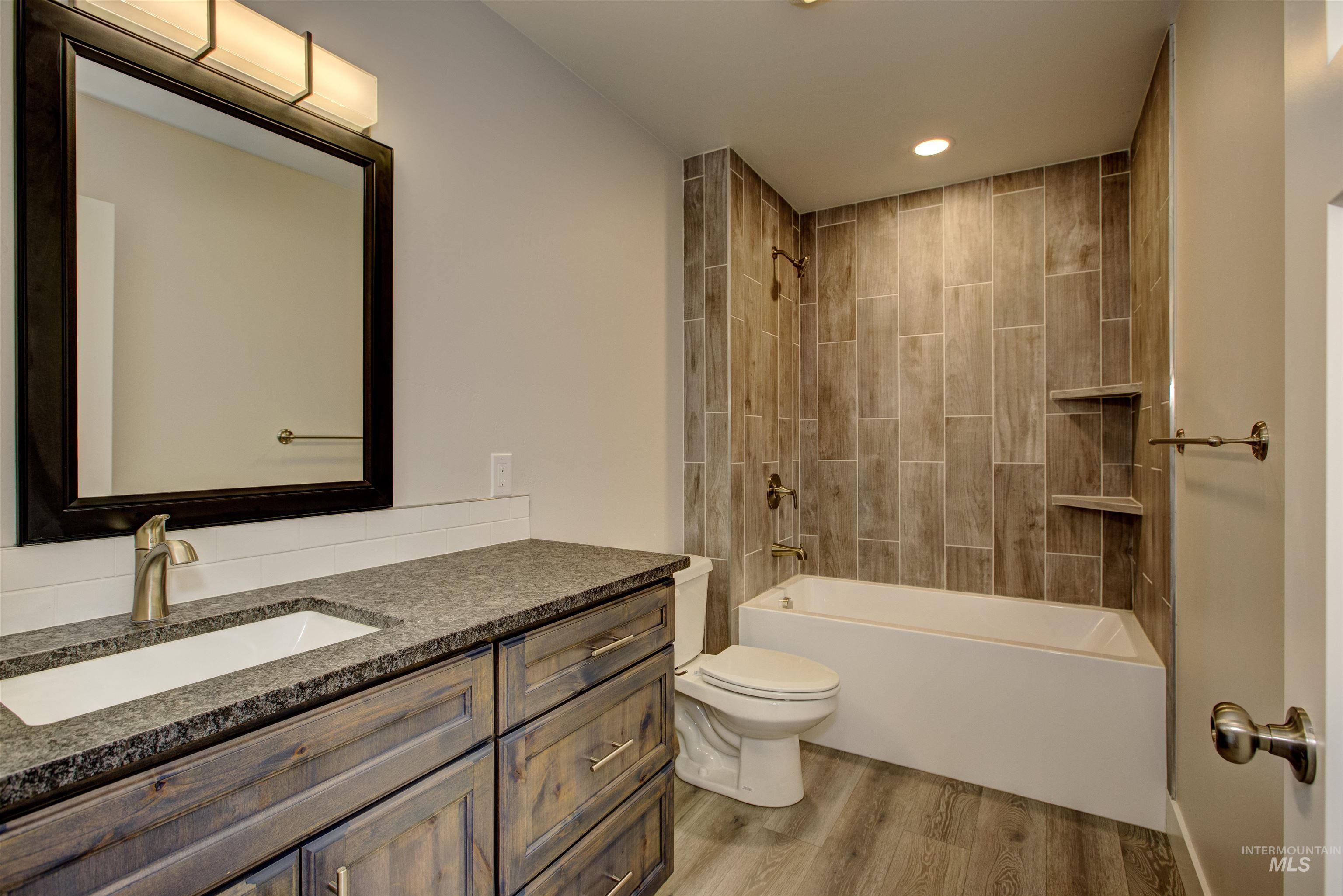 619 Cheri Court Property Photo 23