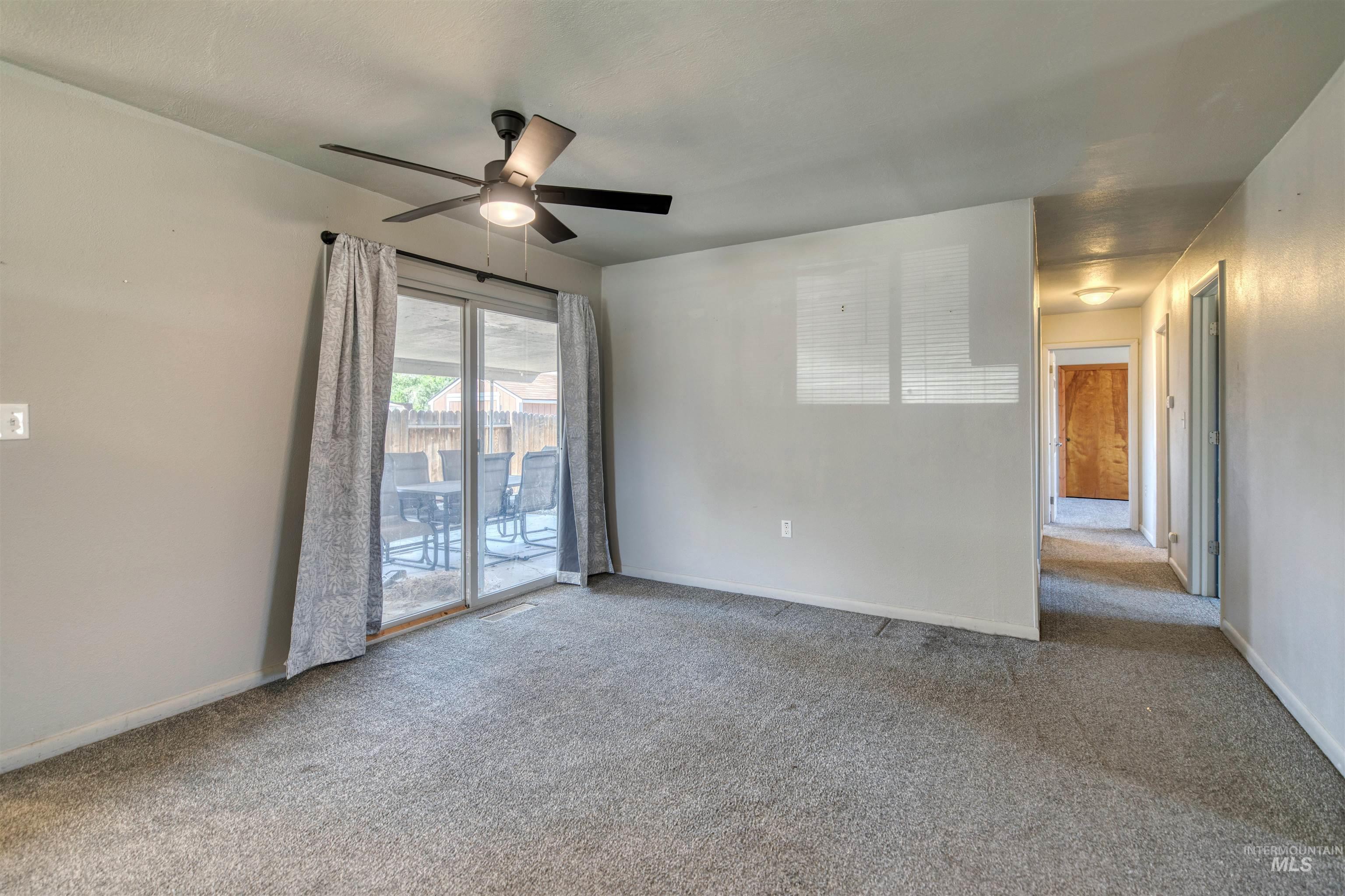 521 N 11th E Property Photo 15