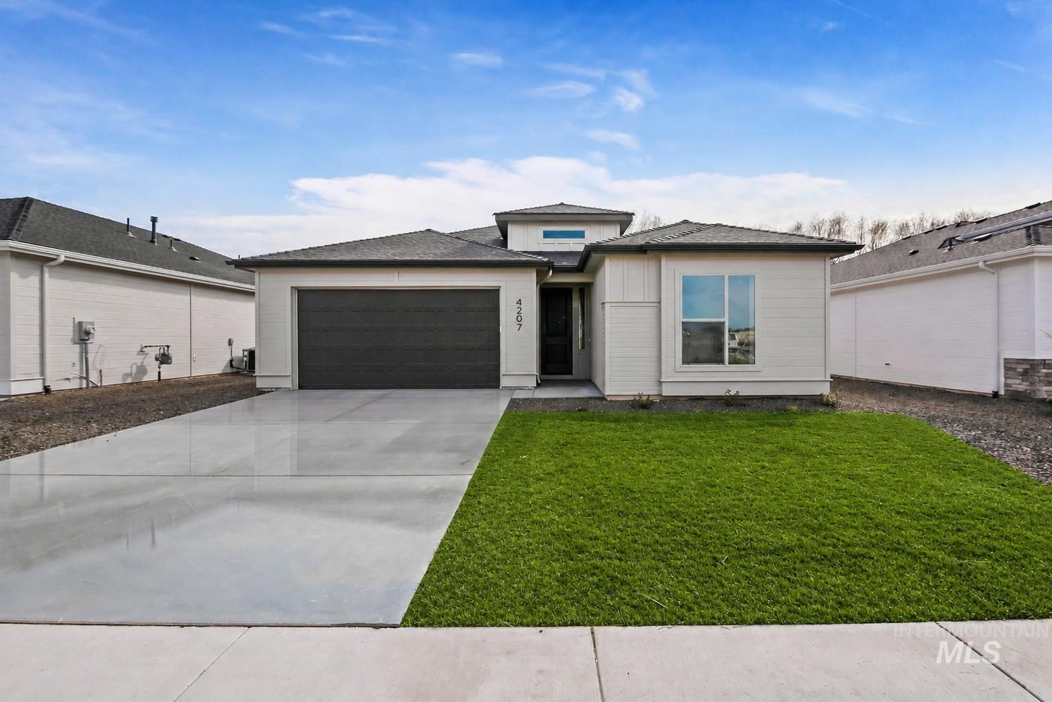 4401 Tropic Way Property Photo 1