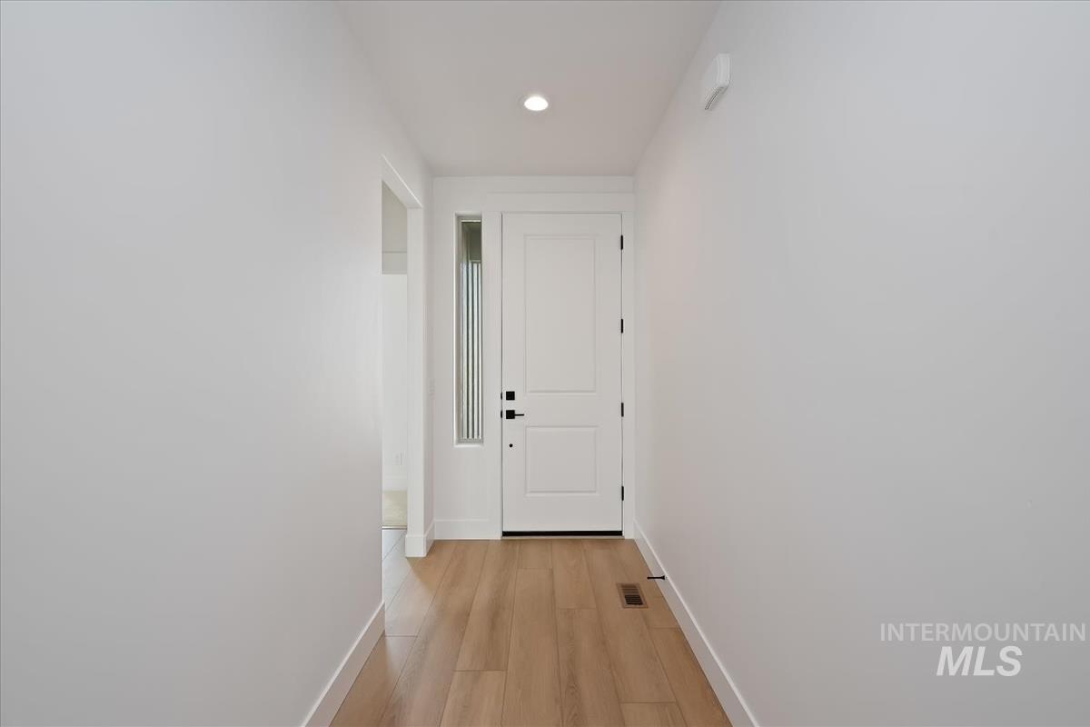 4401 Tropic Way Property Photo 2