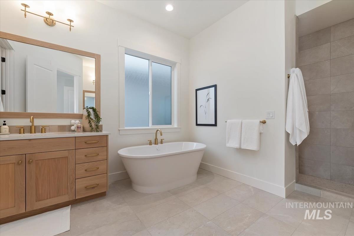 6405 W Carnock Dr. Property Photo 19