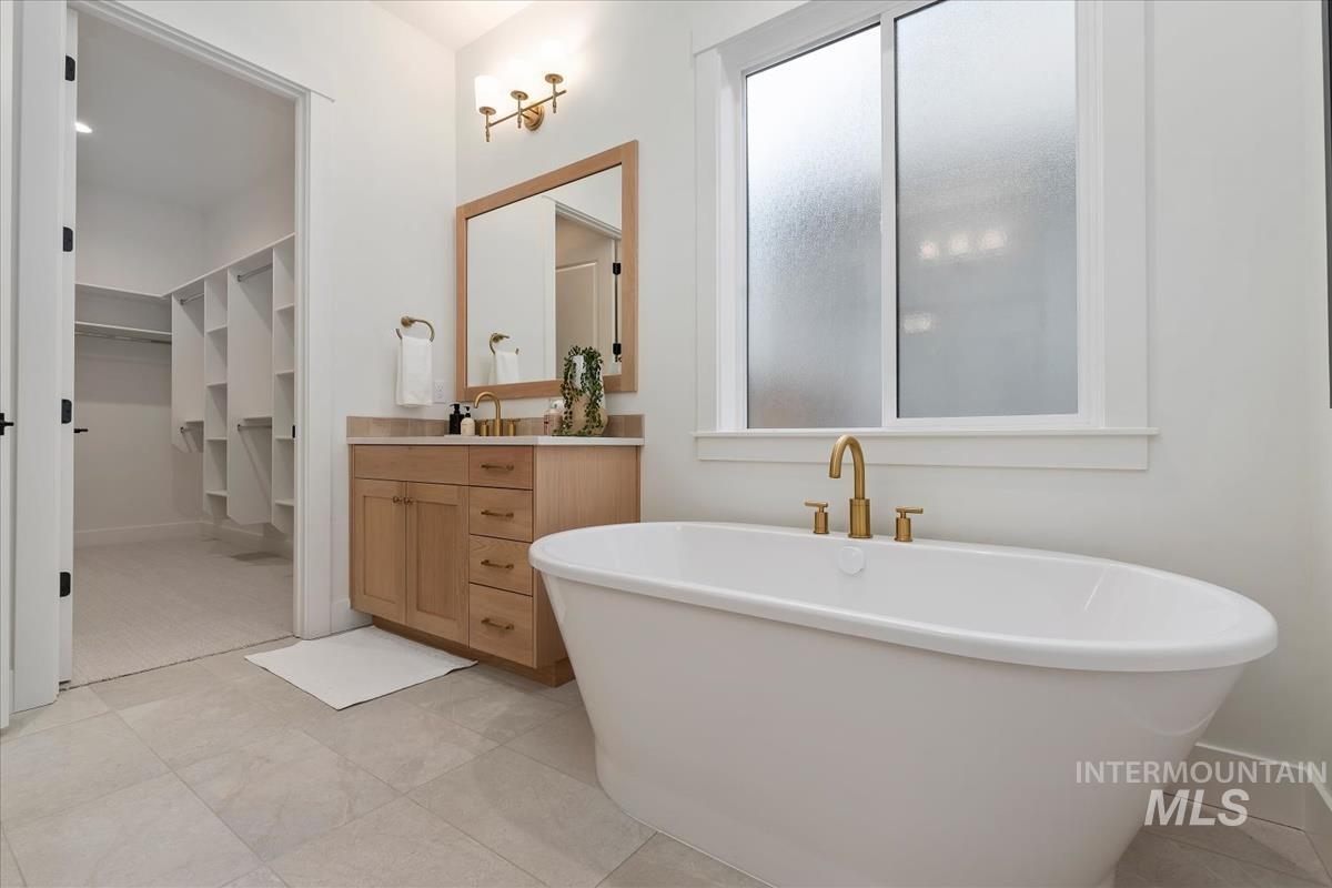 6405 W Carnock Dr. Property Photo 21
