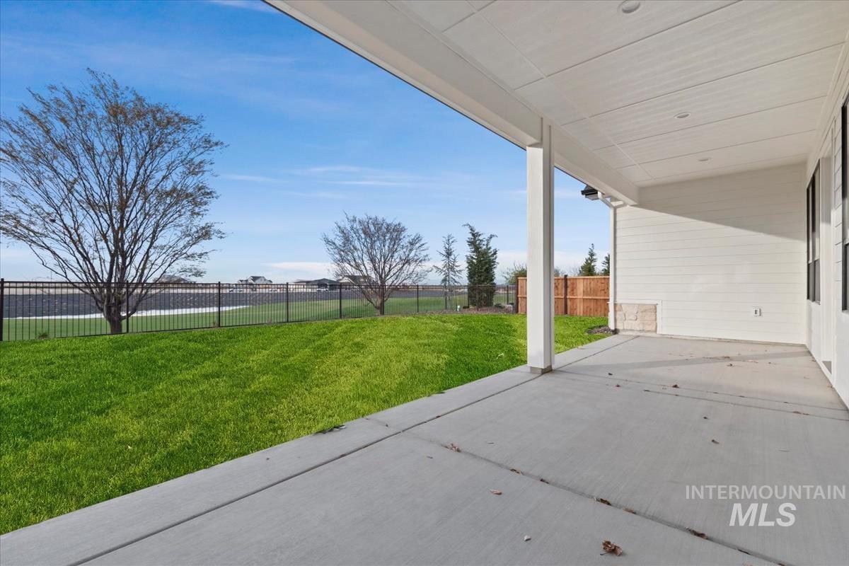 6405 W Carnock Dr. Property Photo 36