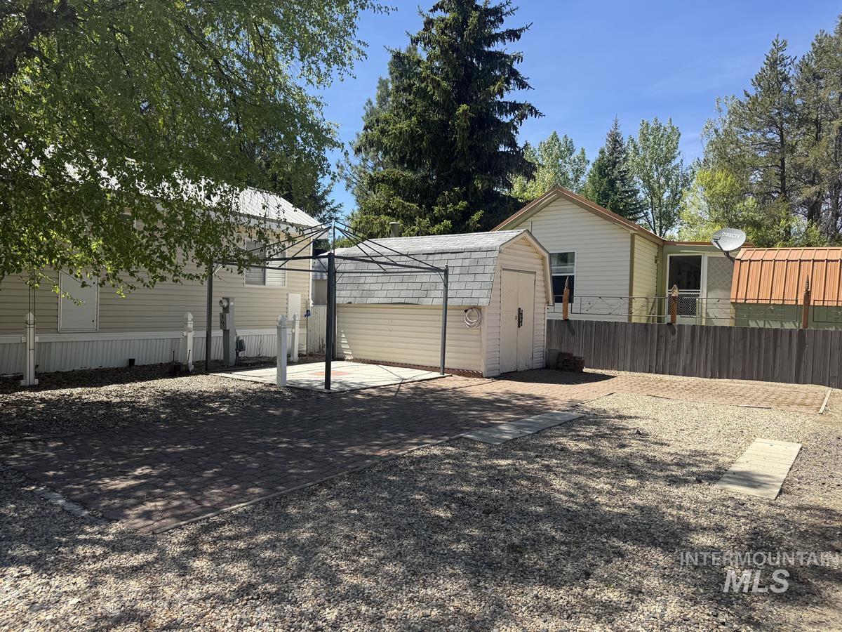 48 B Street Property Photo 3