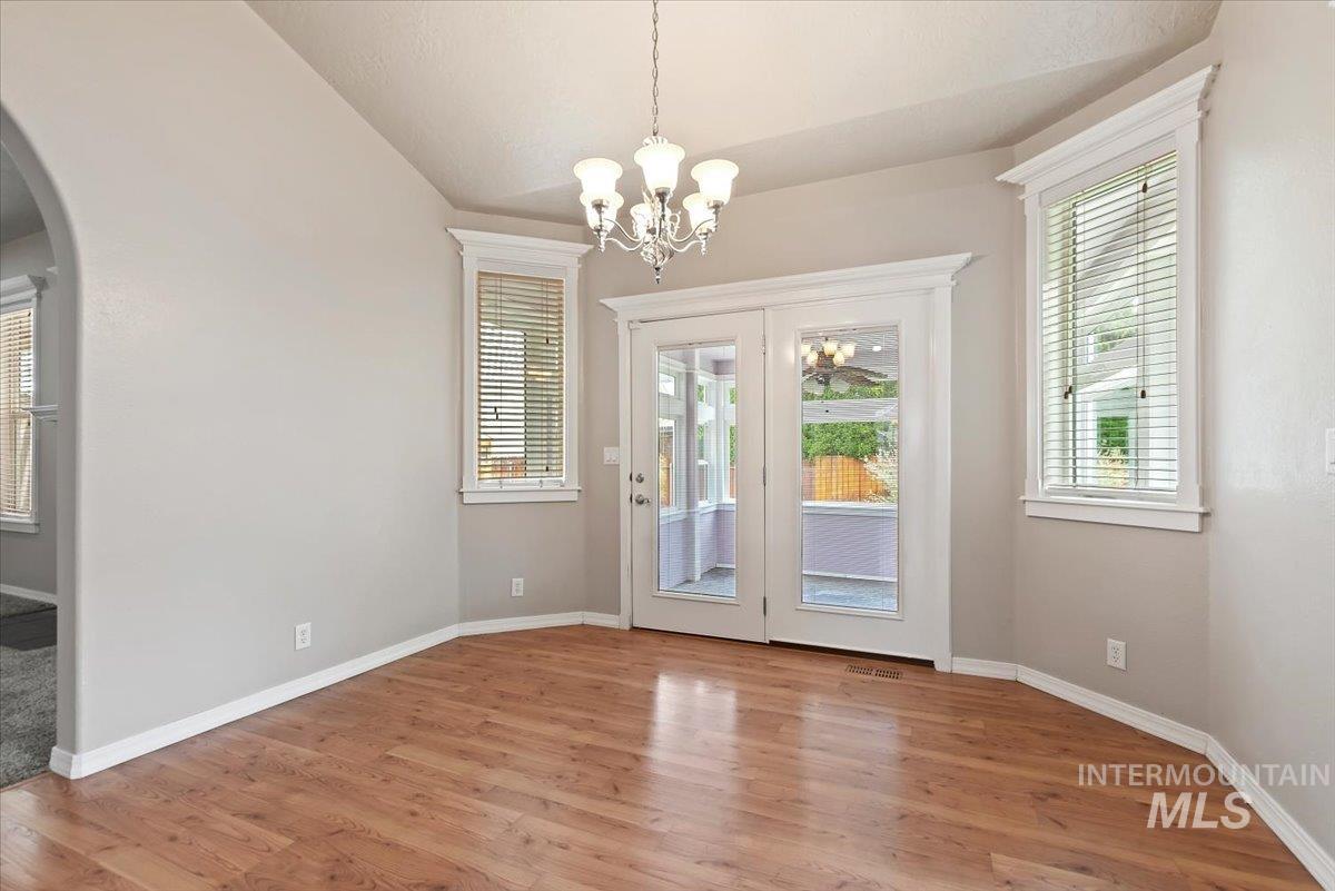 2164 Ne Onati Ave Property Photo 11