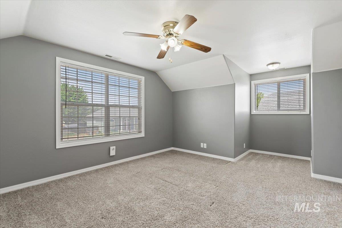 2164 Ne Onati Ave Property Photo 23
