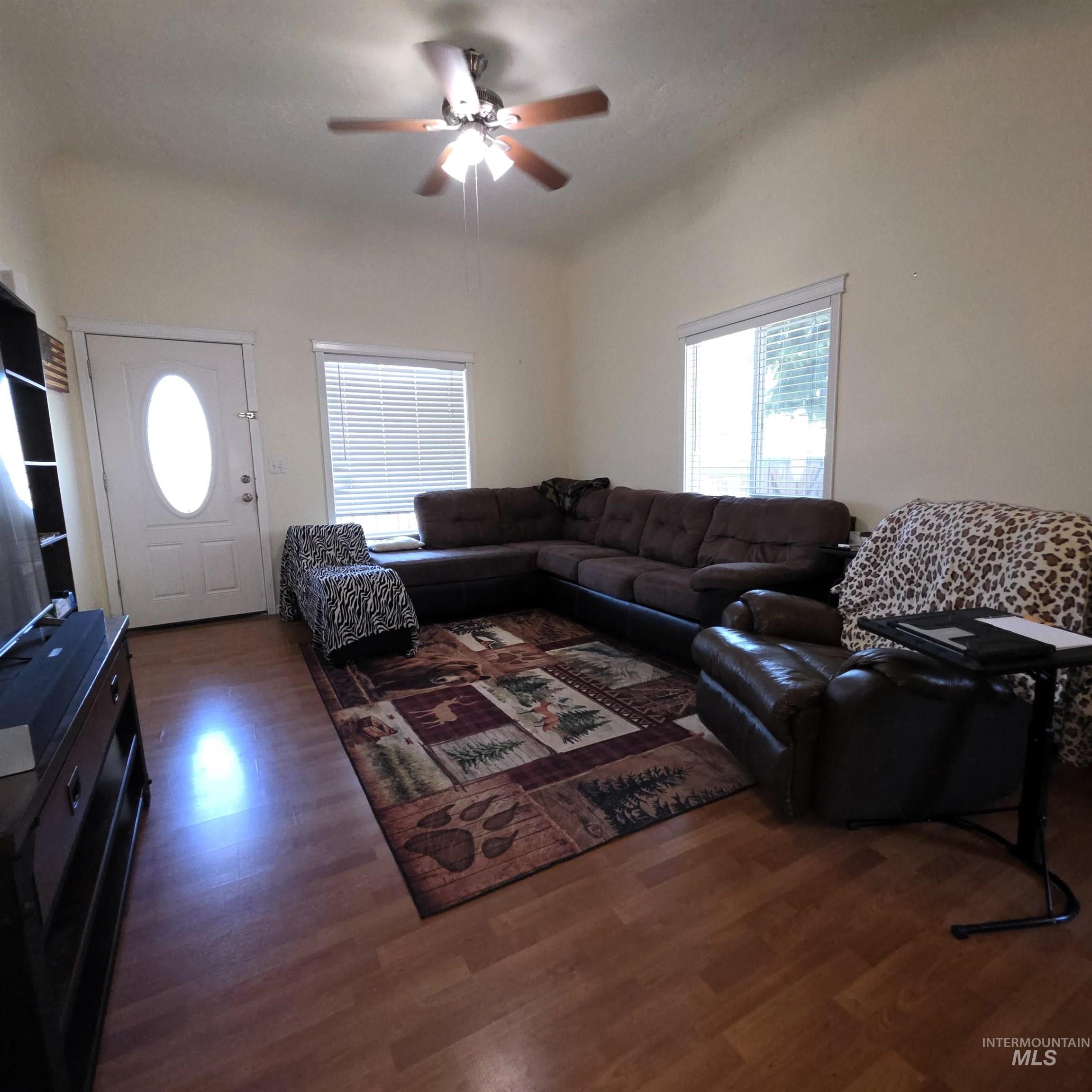 1622 7th Ave Property Photo 4
