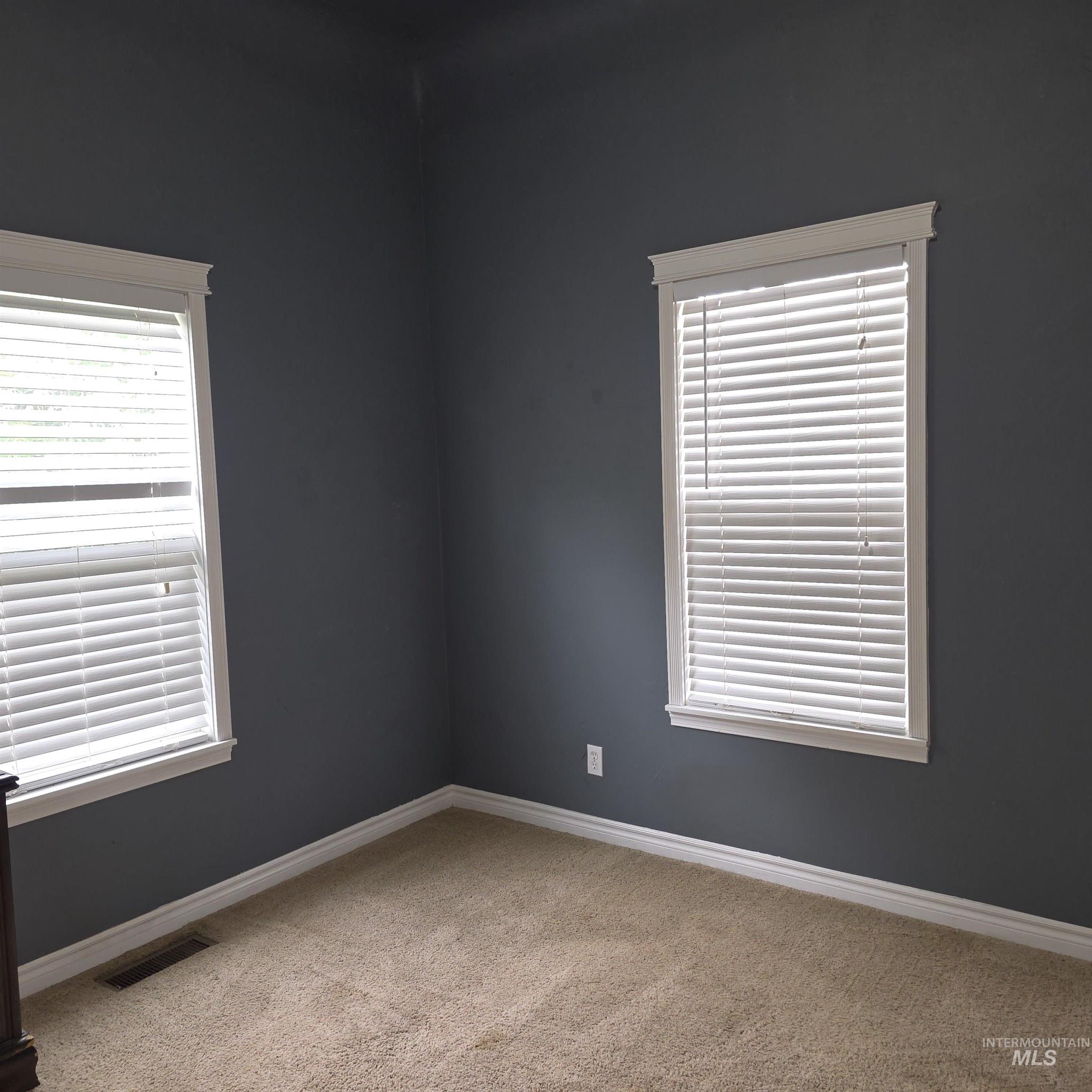 1622 7th Ave Property Photo 17