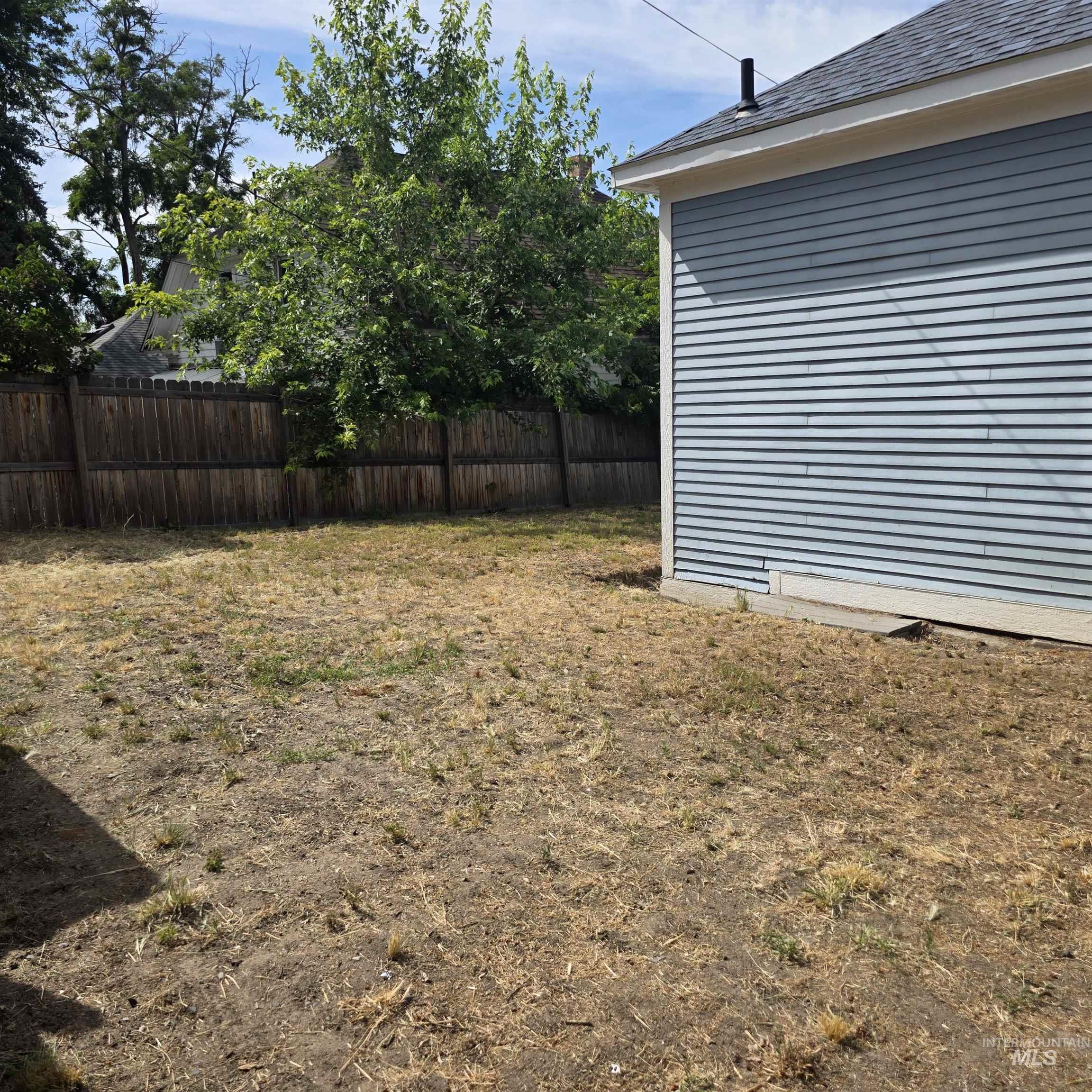 1622 7th Ave Property Photo 26