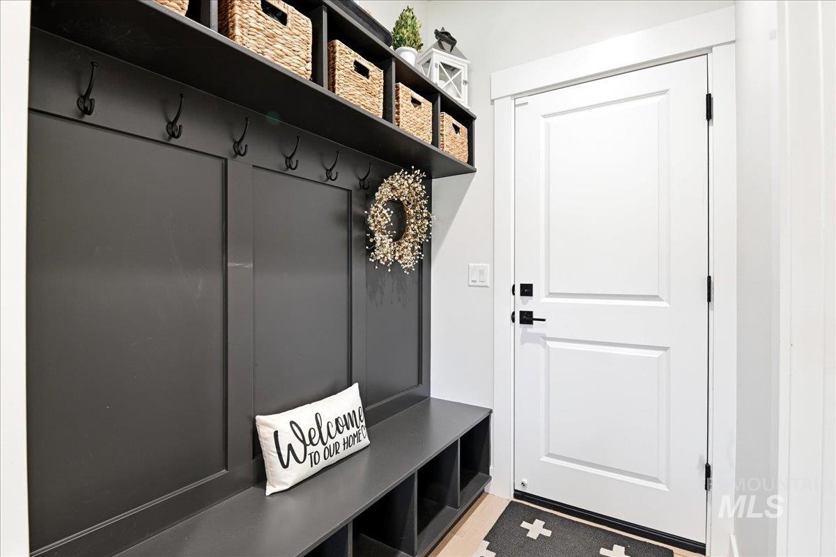 2098 E Wythe Creek St Property Photo 25