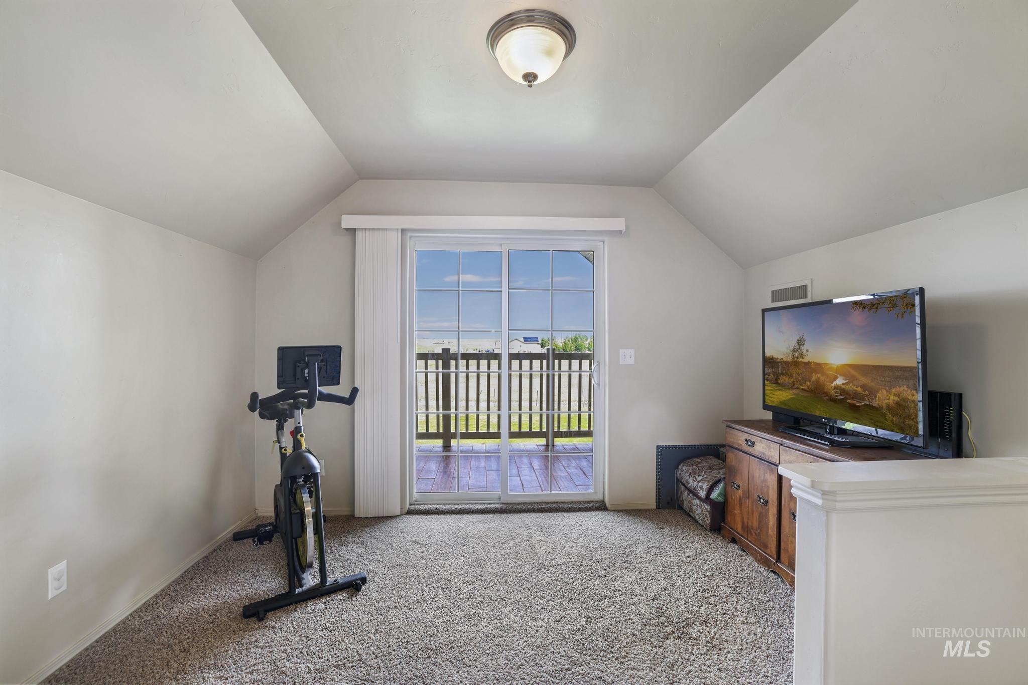 272 Primrose Way Property Photo 15