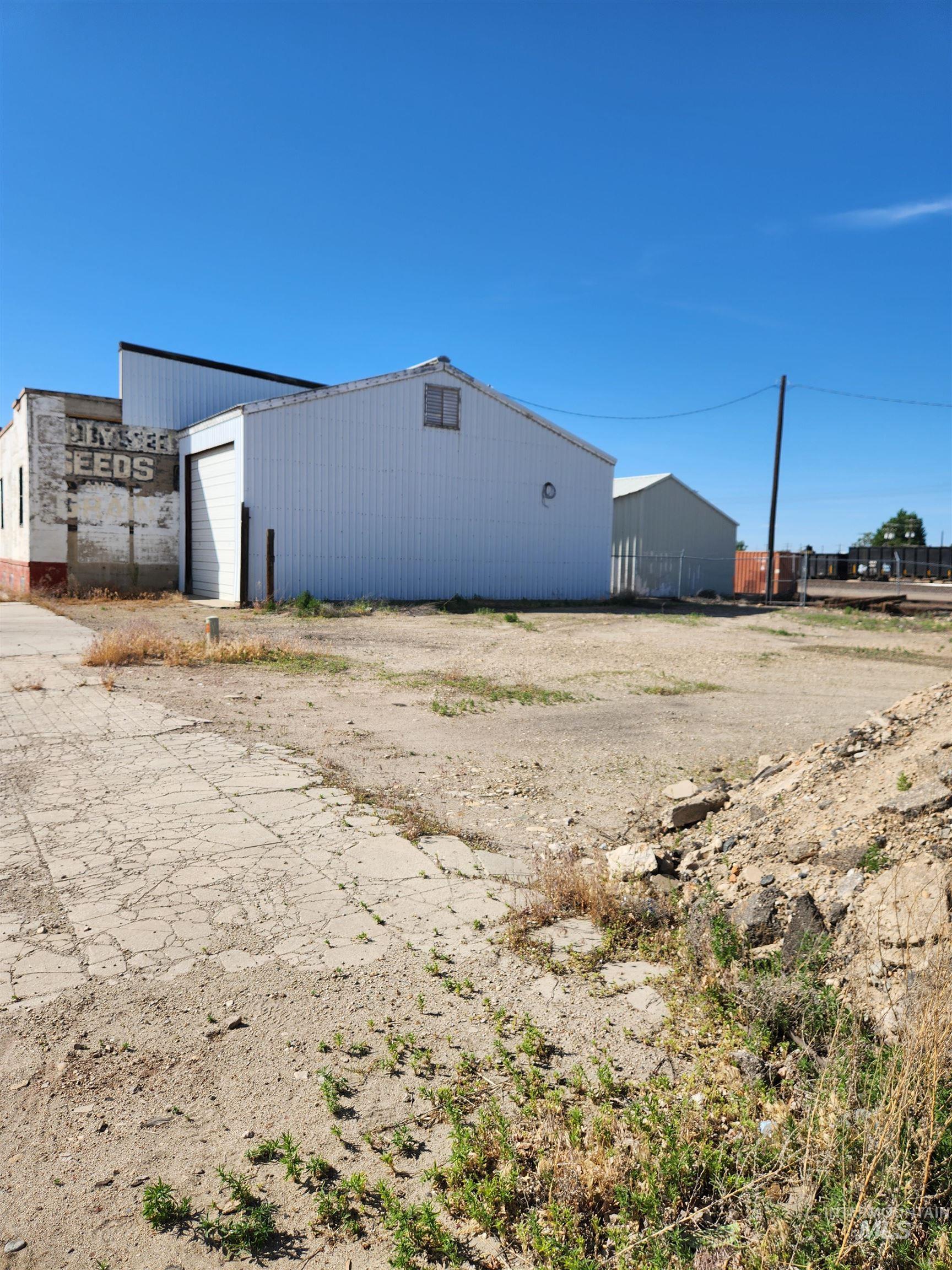 315 & 321 Main St Property Photo 3