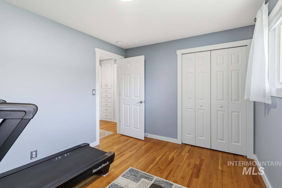 2724 S Meadowbrook Dr. Property Photo 25