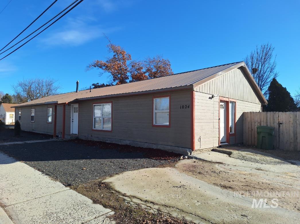 1024 7th N Ave Property Photo 1