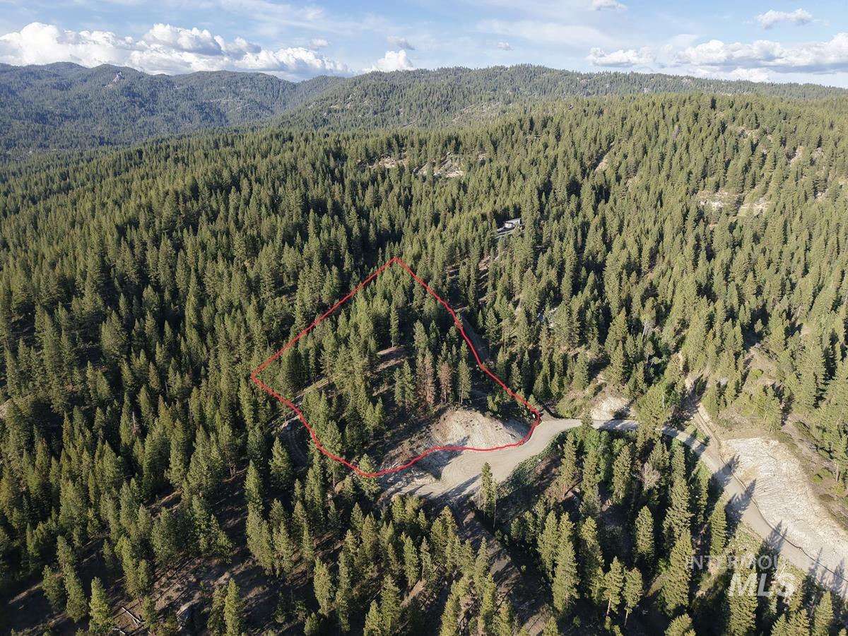18 Tito Trail Property Photo 2