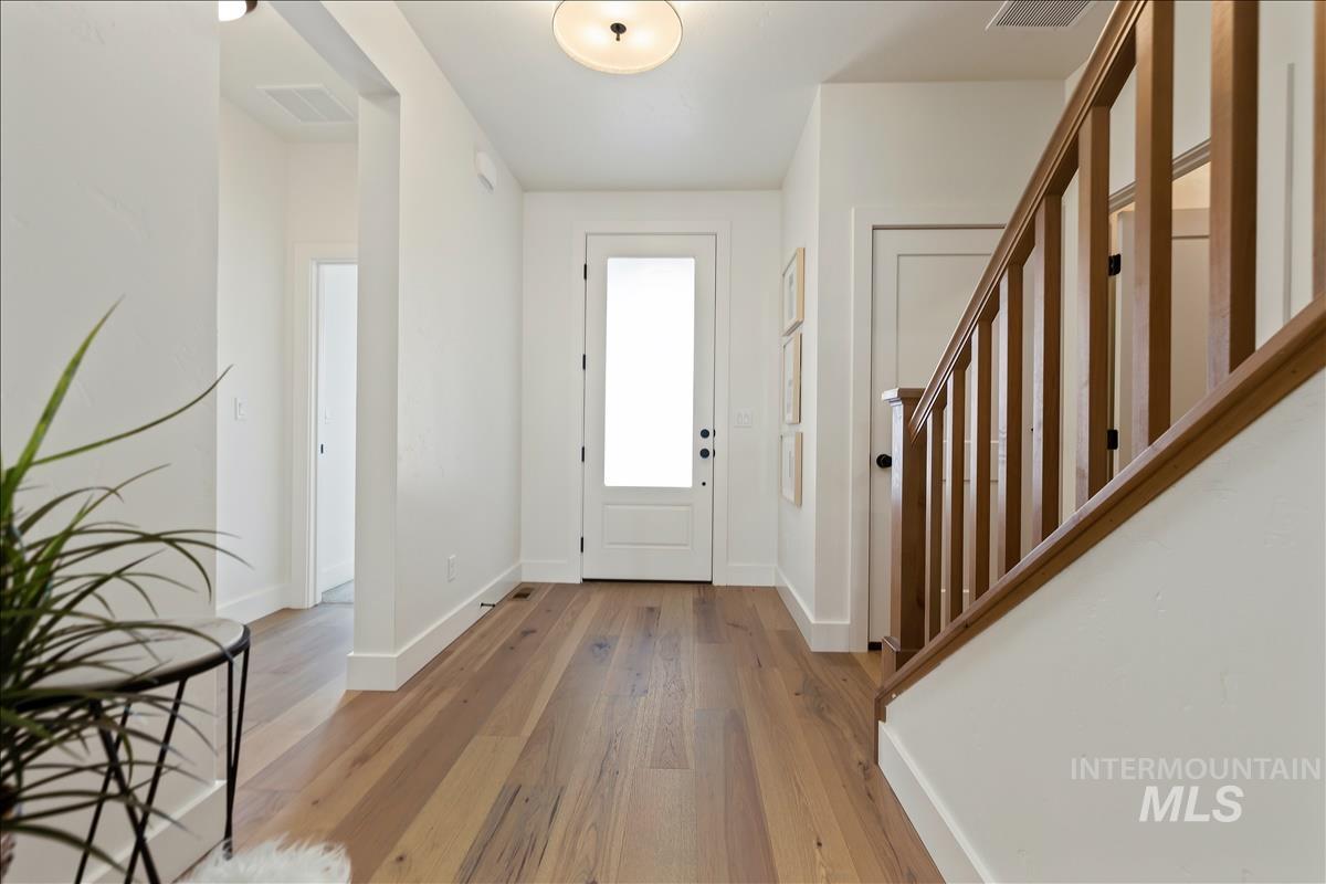 6404 W Sollas Property Photo 2