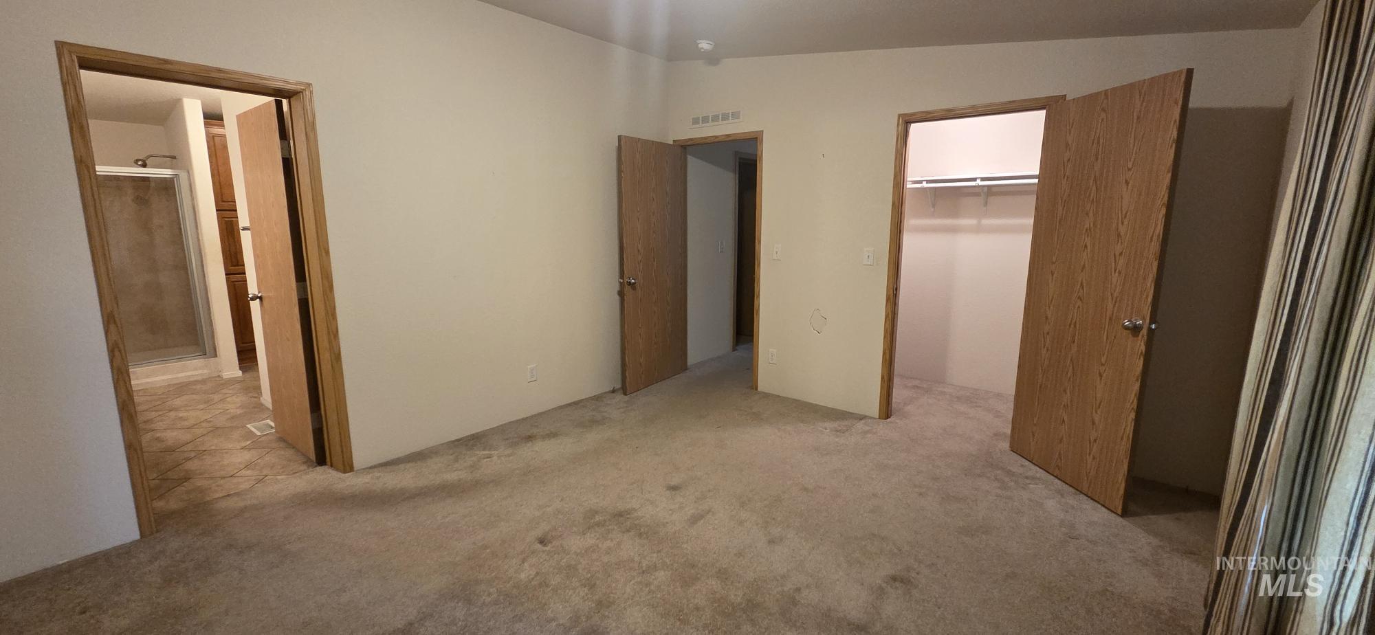 150 Hill Street Property Photo 6