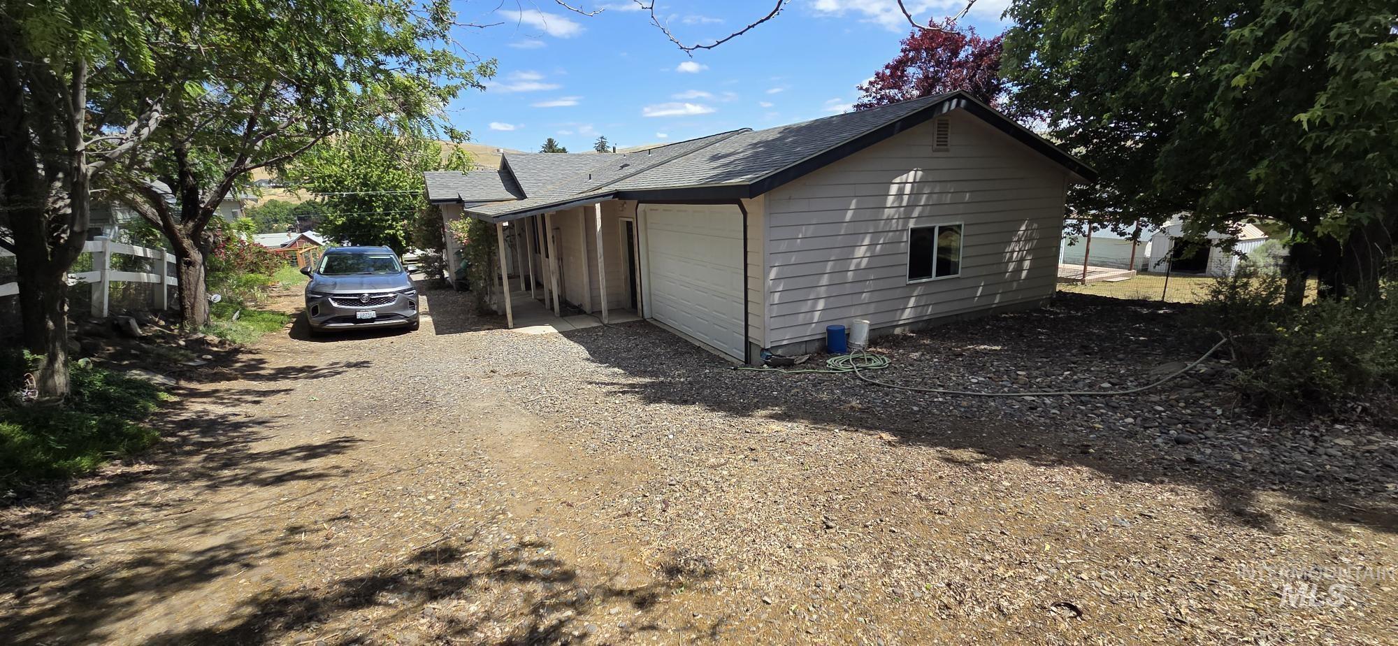 150 Hill Street Property Photo 14