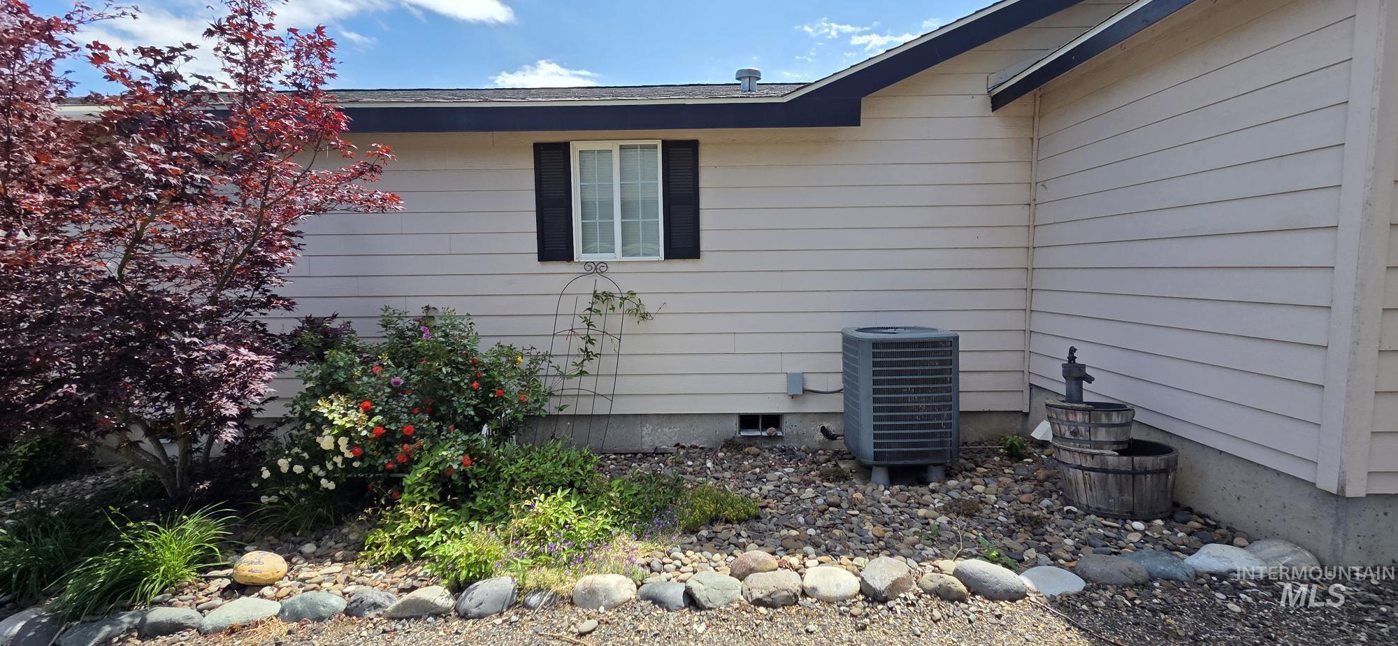 150 Hill Street Property Photo 15