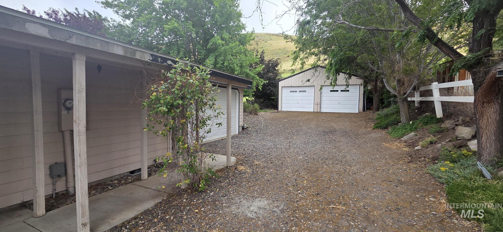 150 Hill Street Property Photo 34
