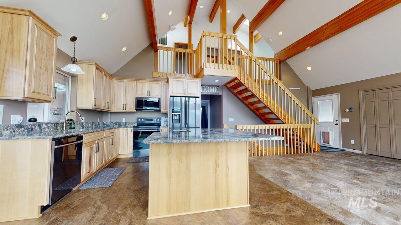 25277 Ridge Lane Property Photo 8
