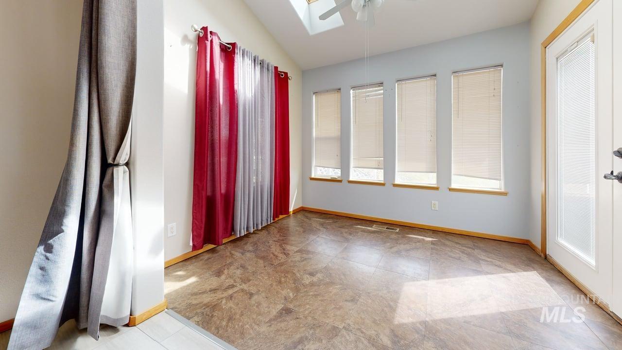25277 Ridge Lane Property Photo 17