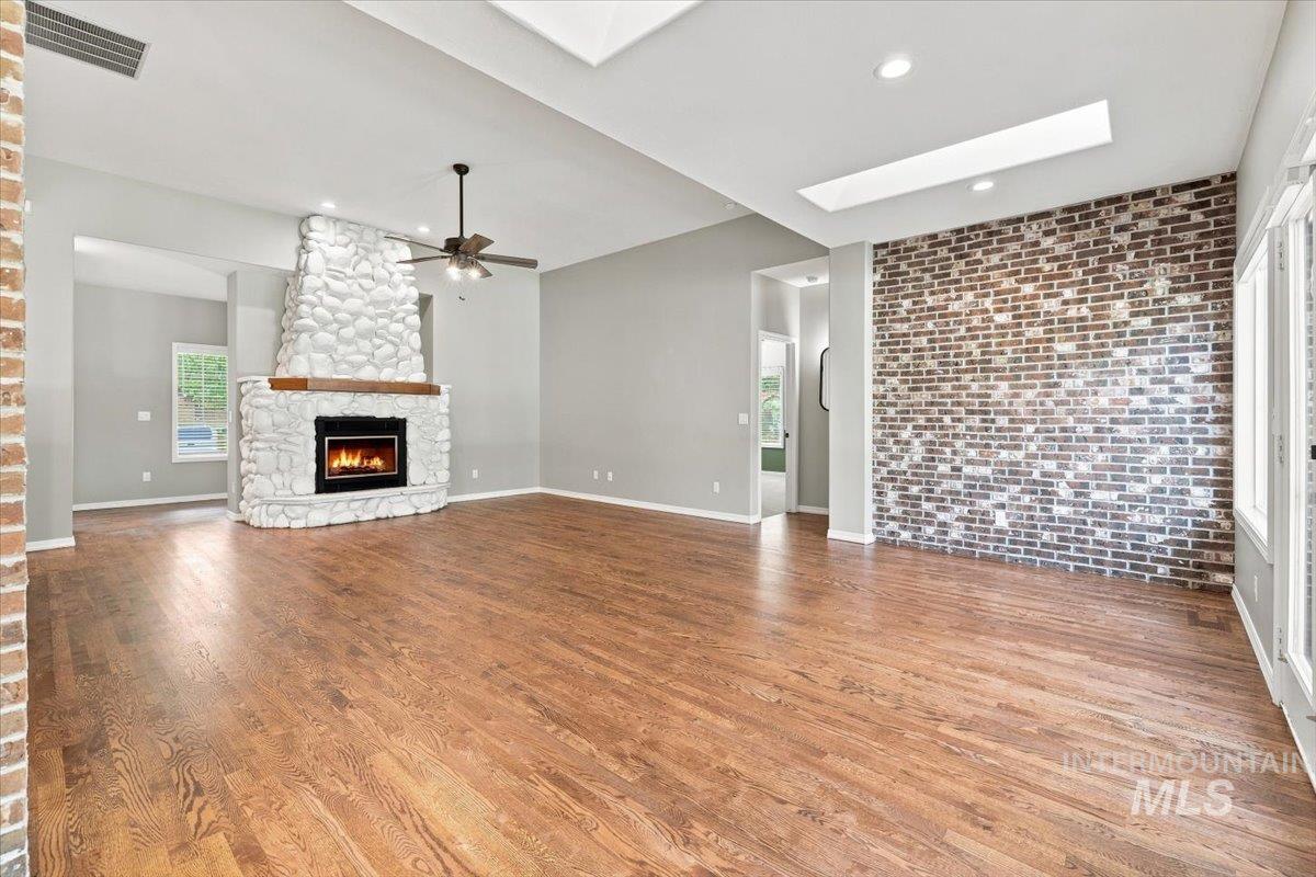1331 S Watermark Ave. Property Photo 8