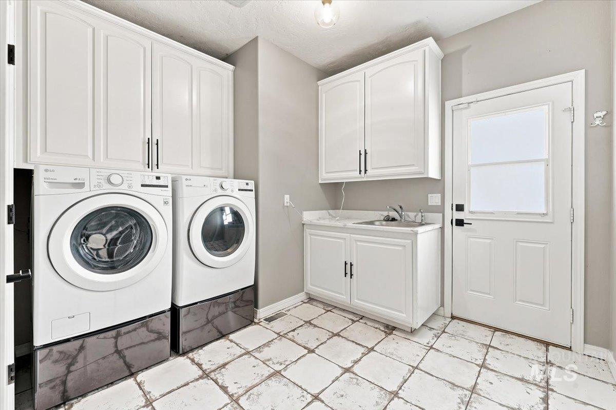 1331 S Watermark Ave. Property Photo 20