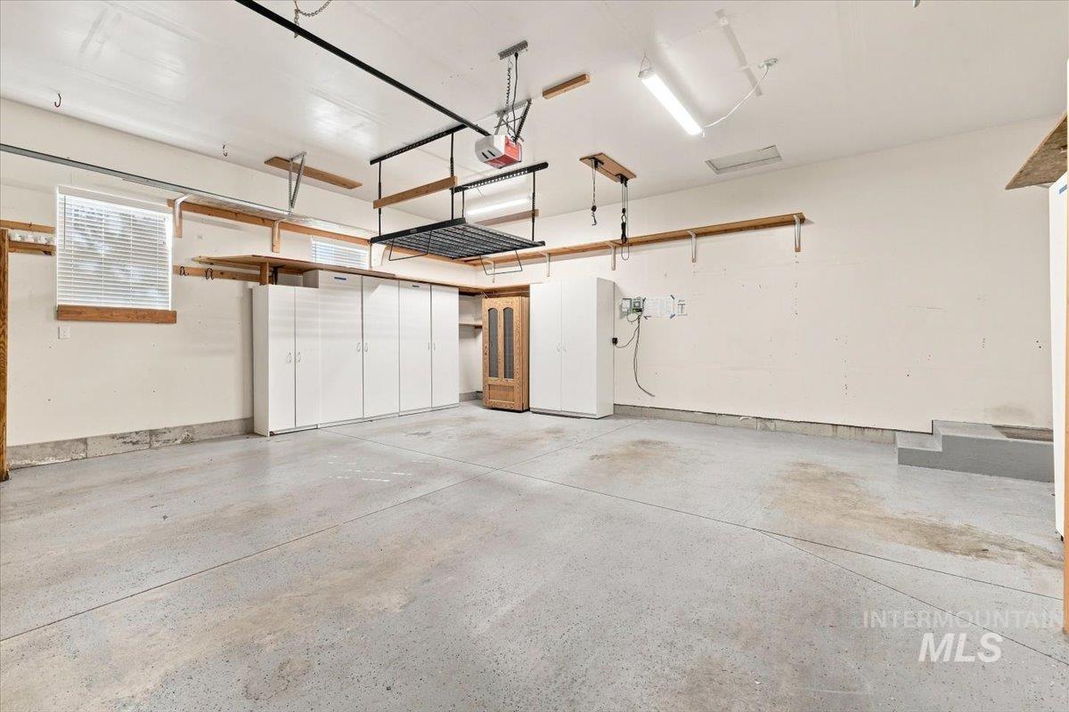 1331 S Watermark Ave. Property Photo 21