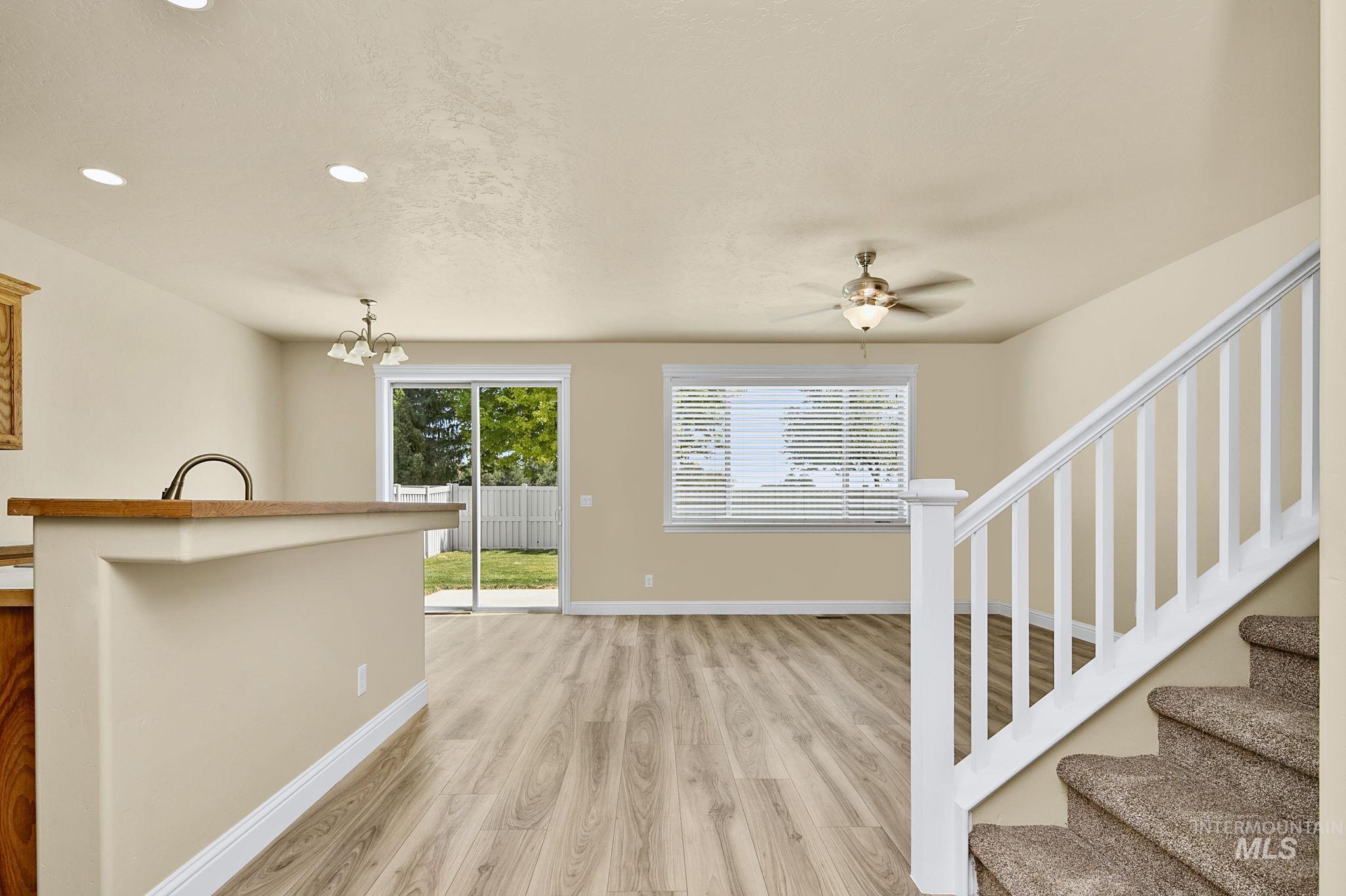 1928 Ridge Way Property Photo 8