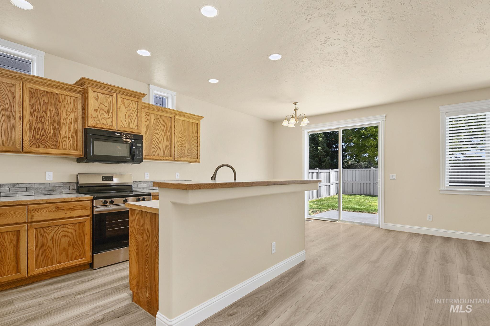 1928 Ridge Way Property Photo 12