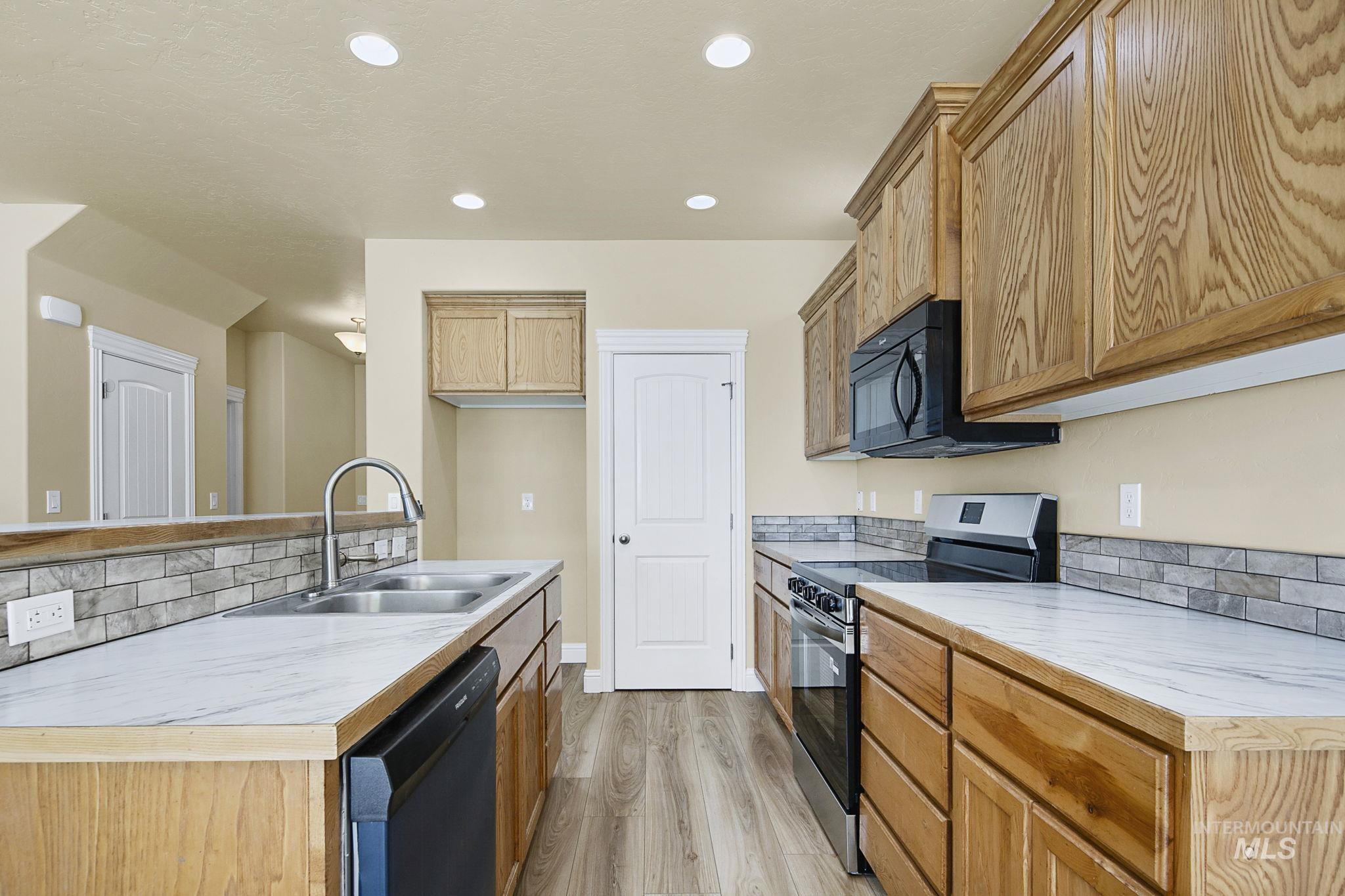 1928 Ridge Way Property Photo 15