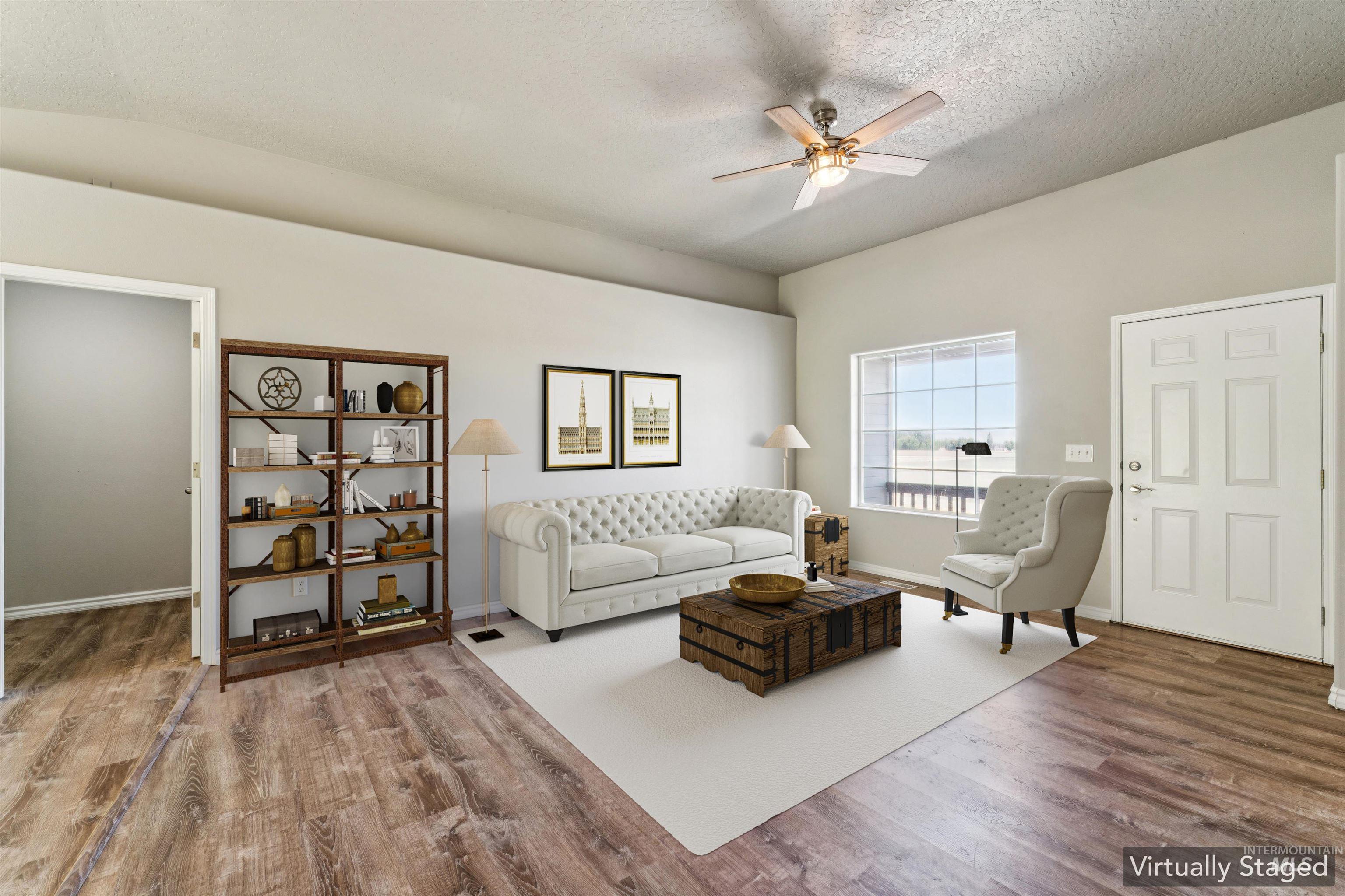 28135 Canal Road Property Photo 9