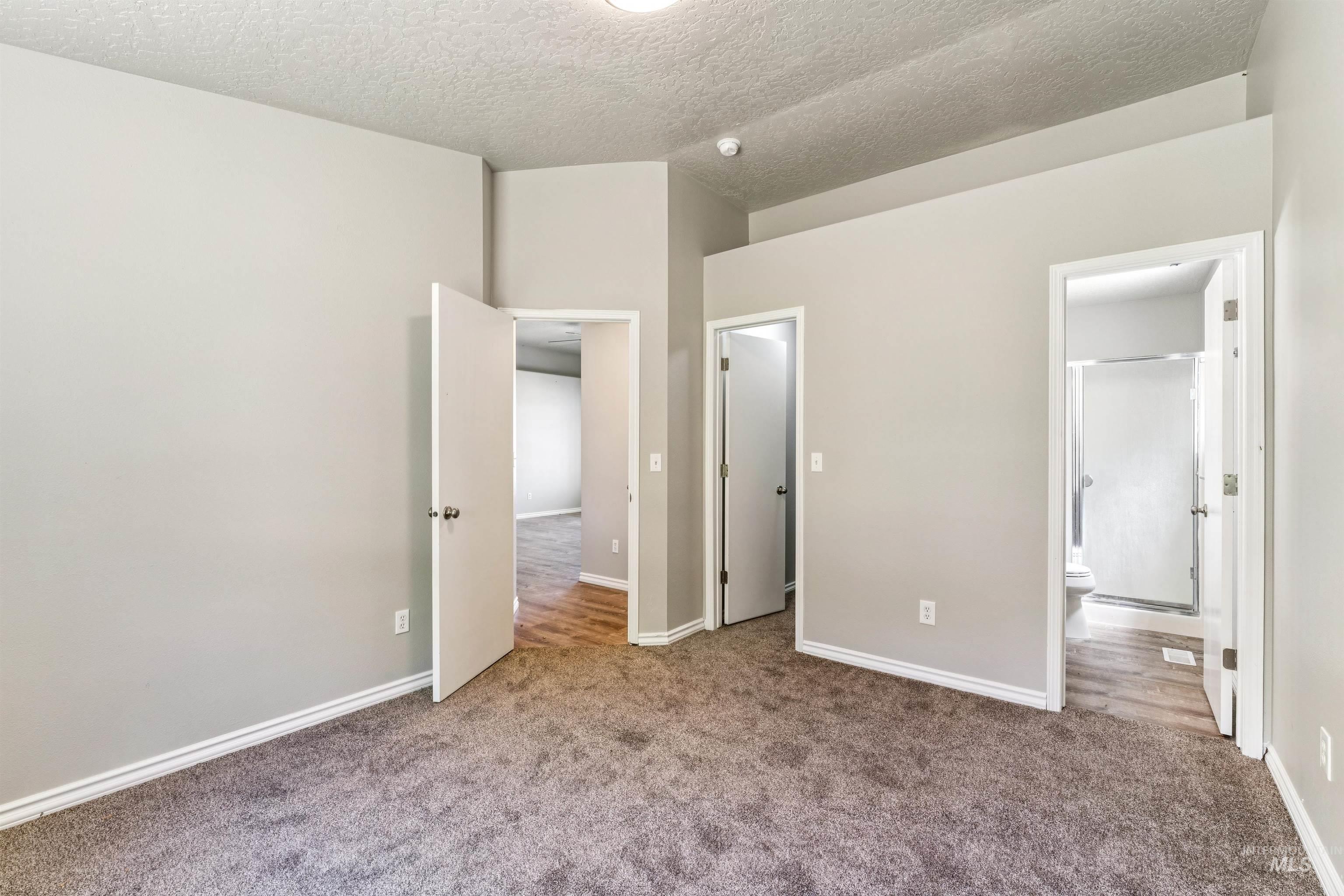 28135 Canal Road Property Photo 26