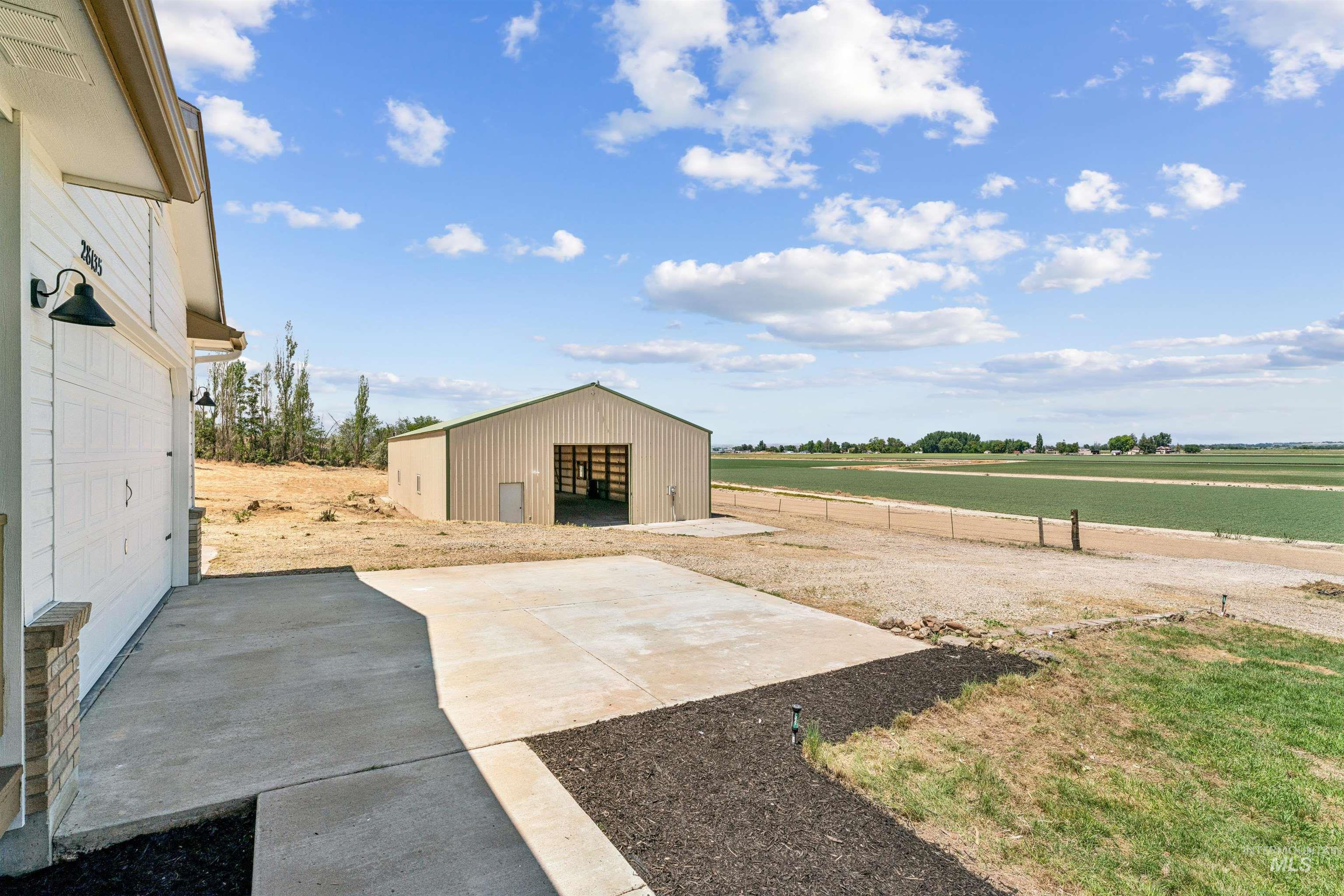 28135 Canal Road Property Photo 37