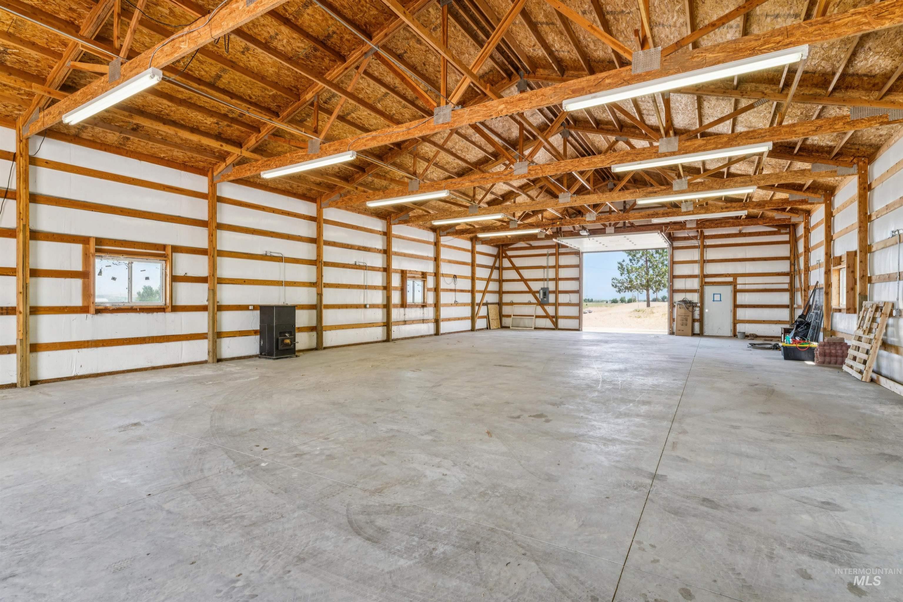 28135 Canal Road Property Photo 41