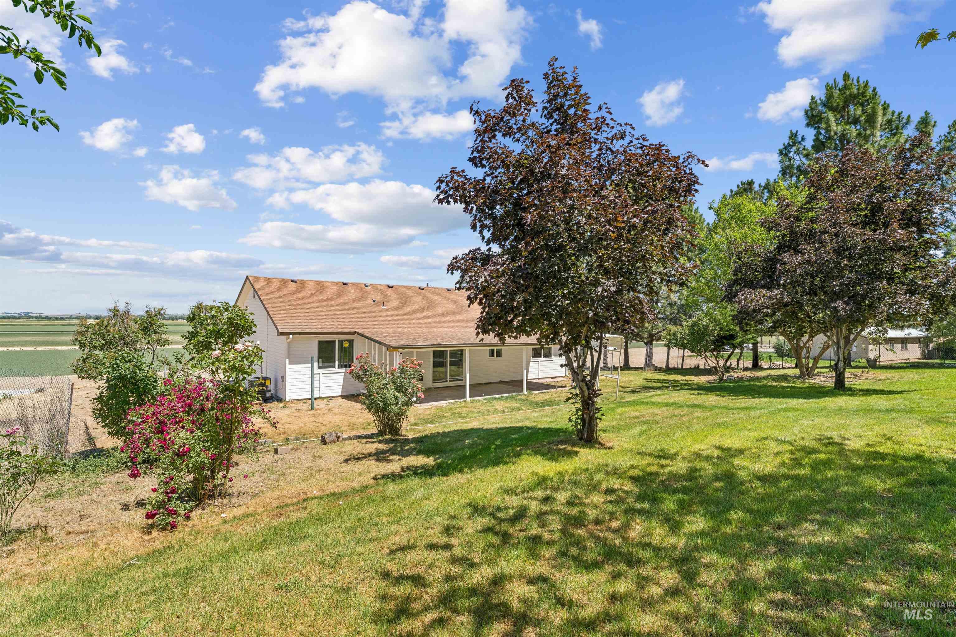 28135 Canal Road Property Photo 43