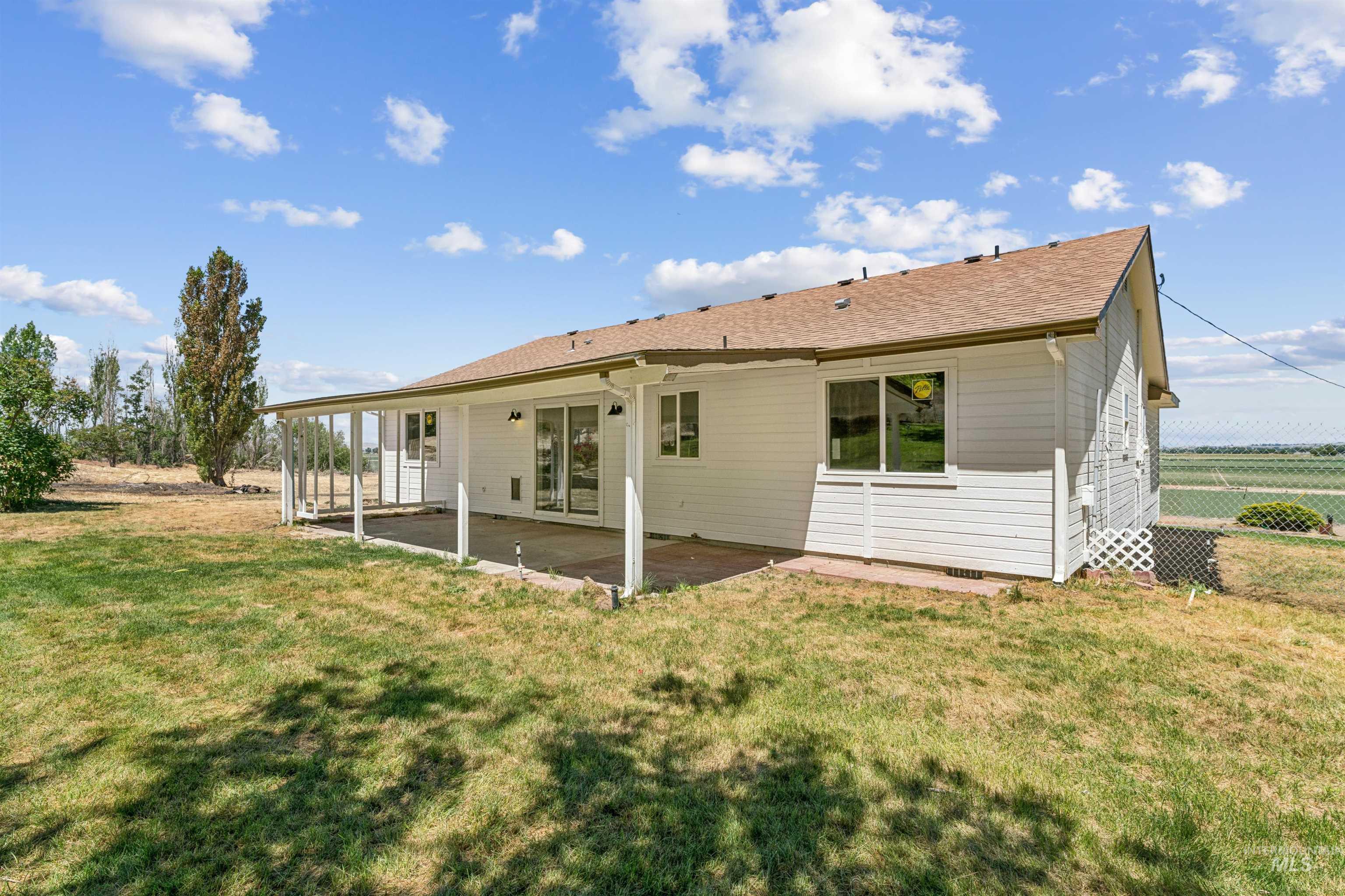 28135 Canal Road Property Photo 45