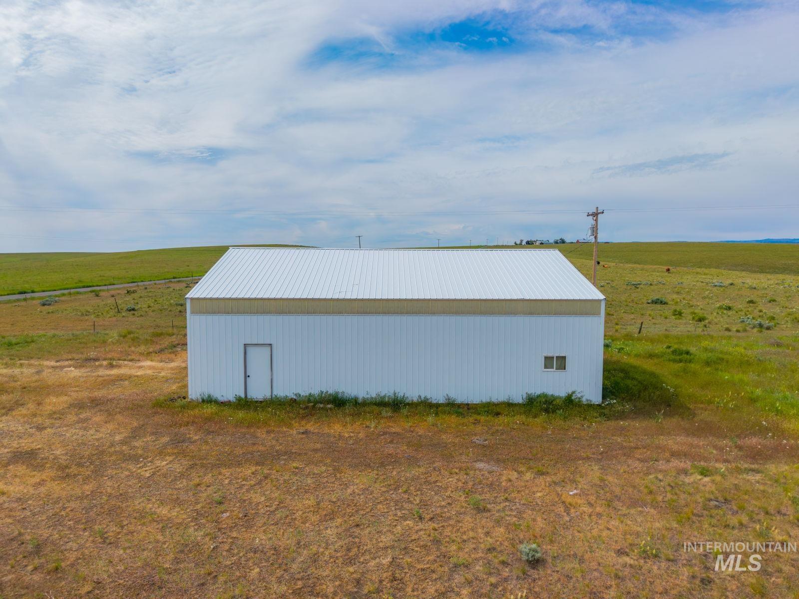 27474 Peola Road Property Photo 4