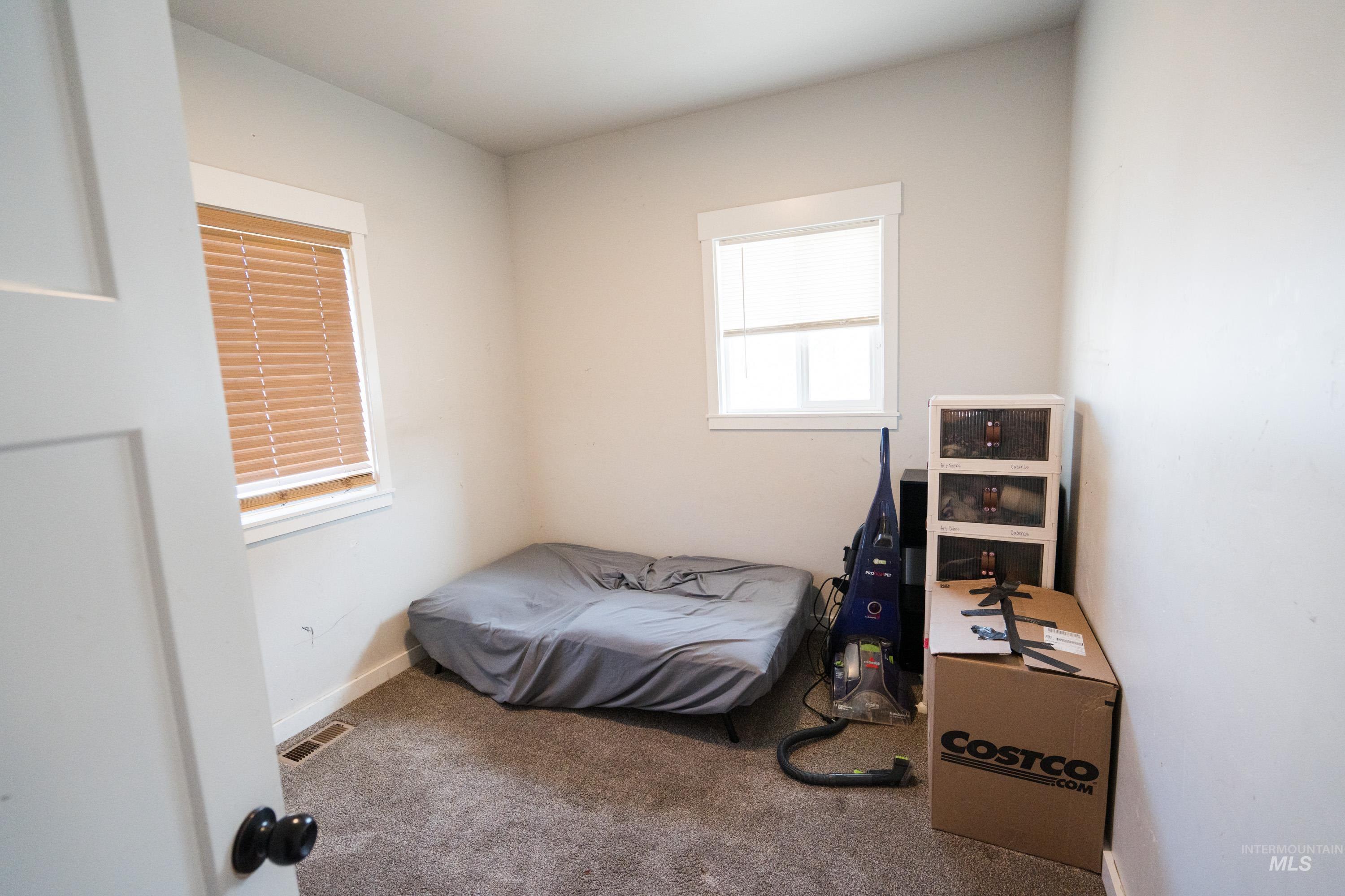 1543 Oakley Ave Property Photo 11