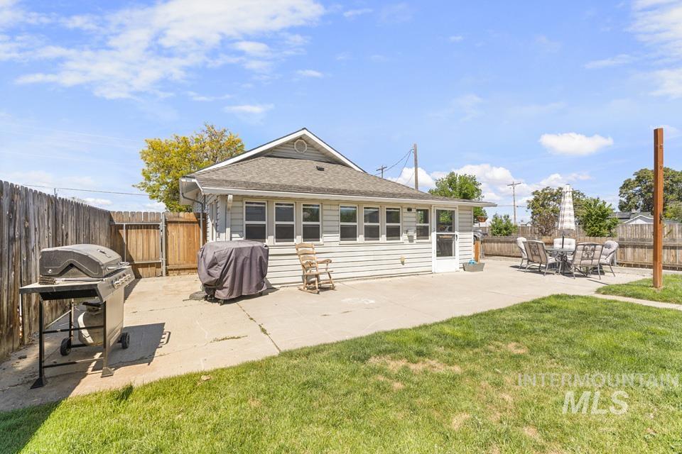 508 S Whitley Property Photo 41