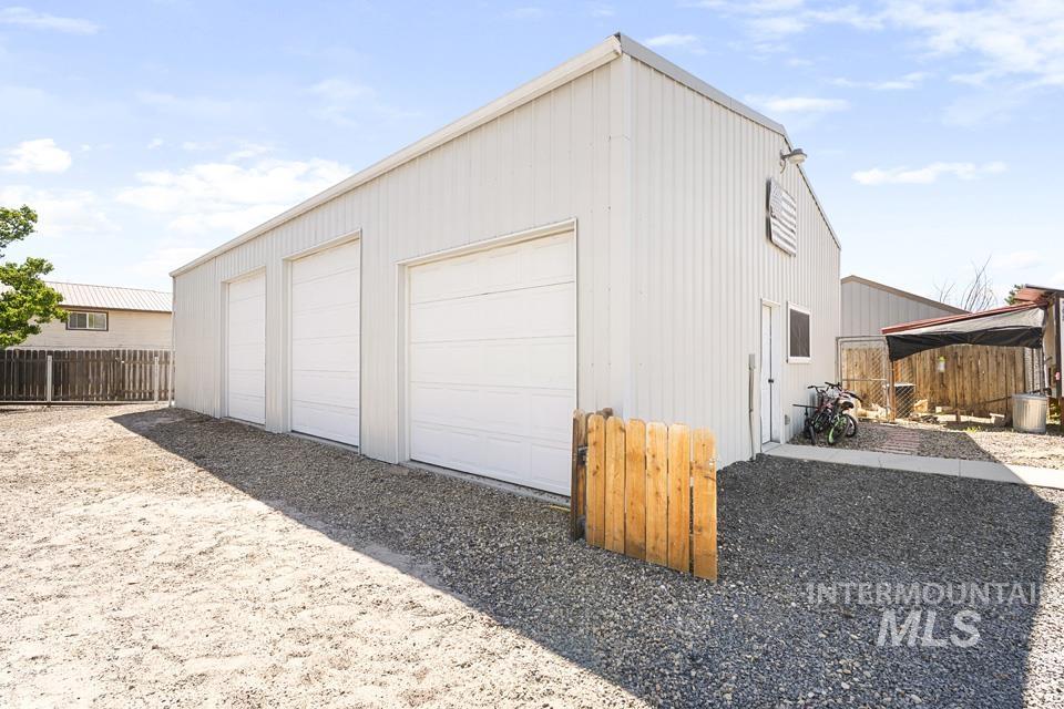 508 S Whitley Property Photo 44