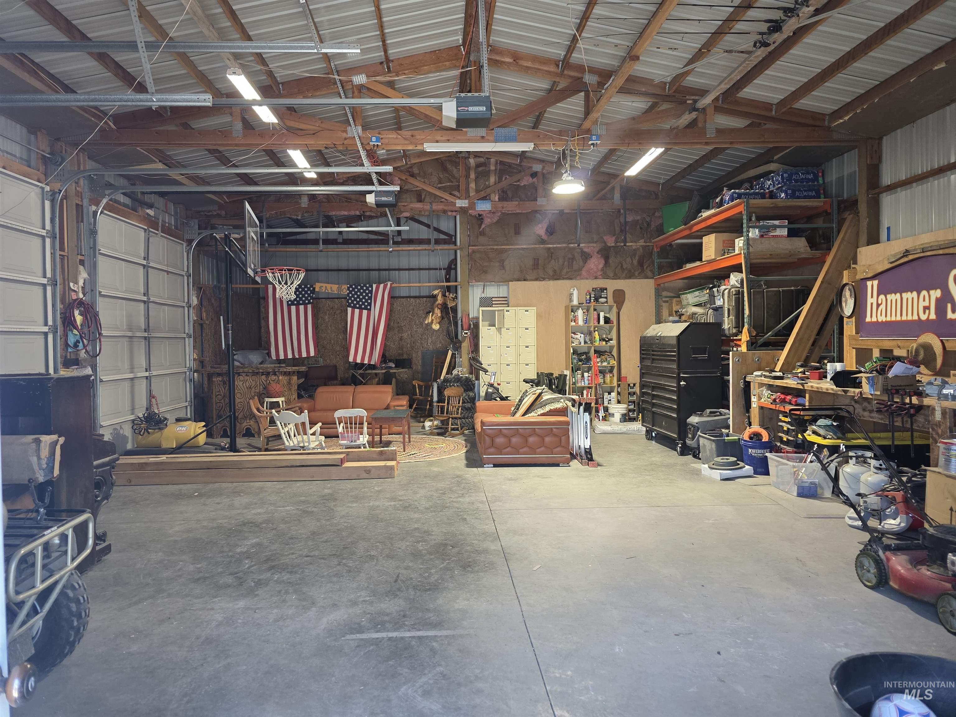508 S Whitley Property Photo 47
