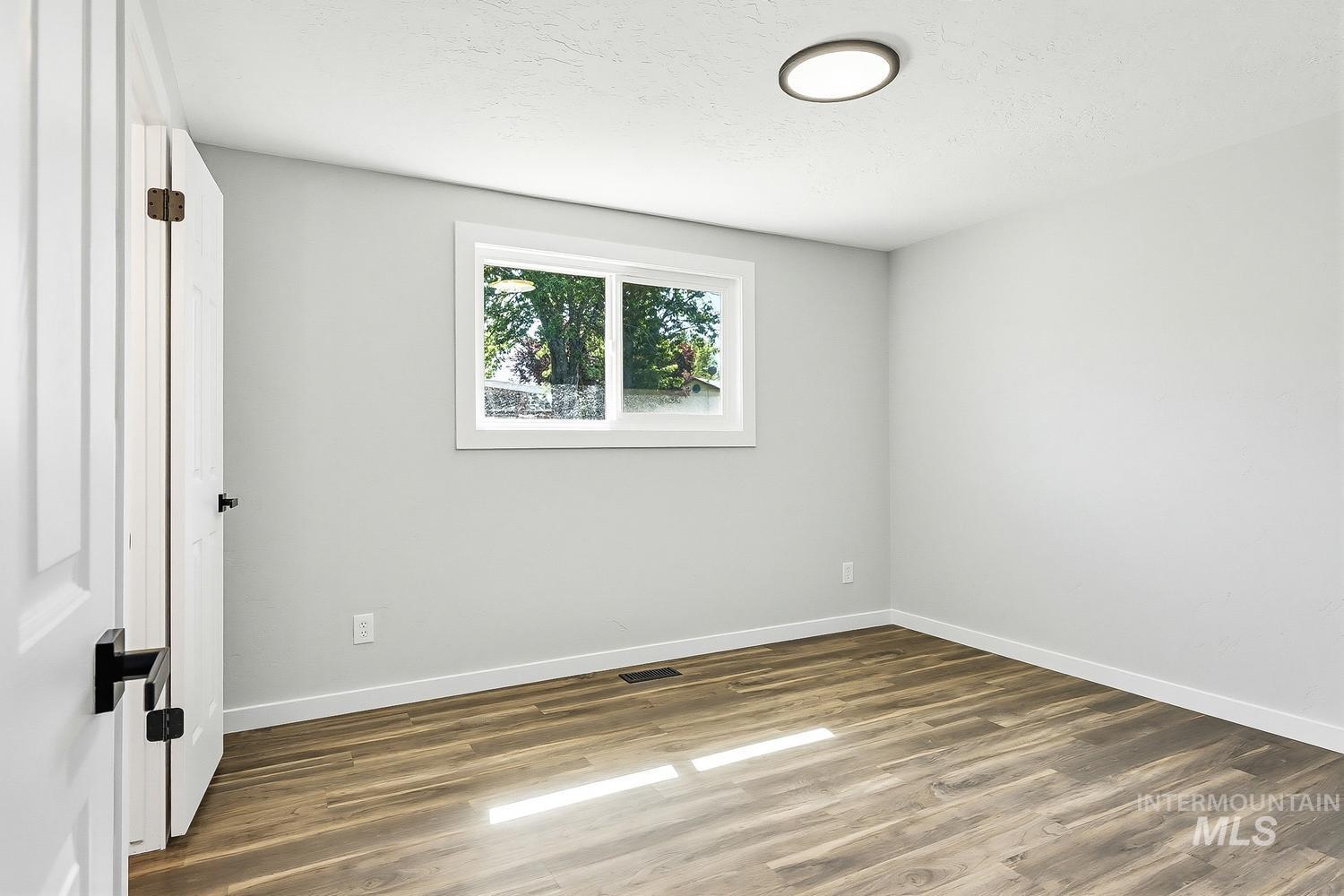 8505 W Canterbury Dr Property Photo 10