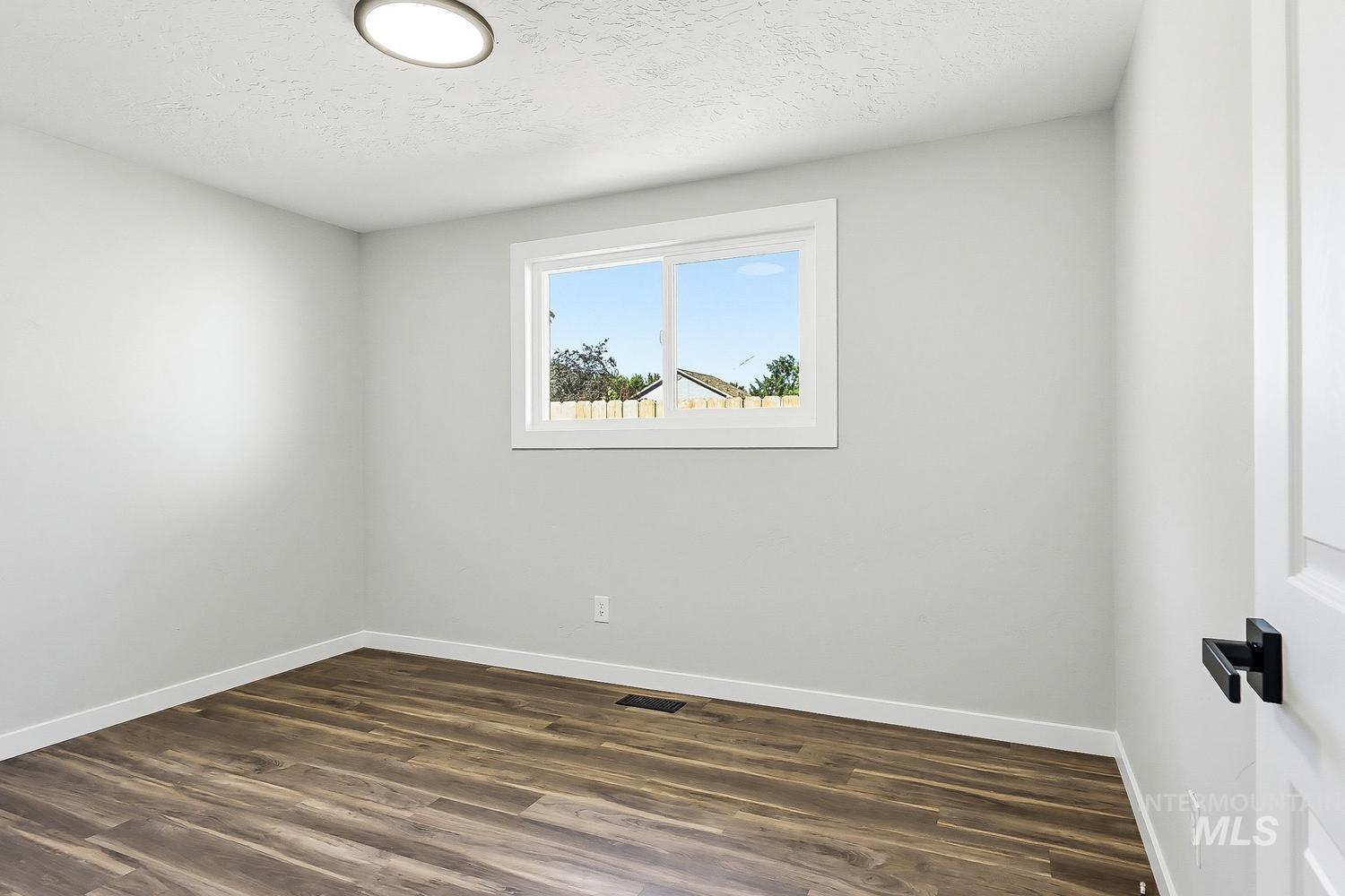 8505 W Canterbury Dr Property Photo 16